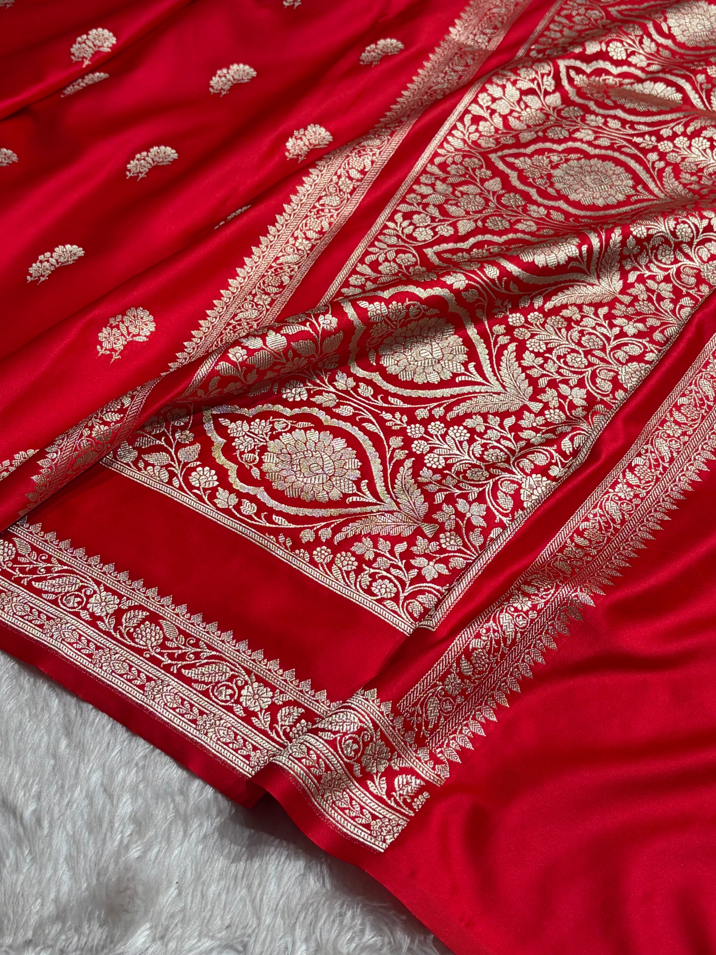 Red Shade With Booti Pattern Mashru Silk Saree