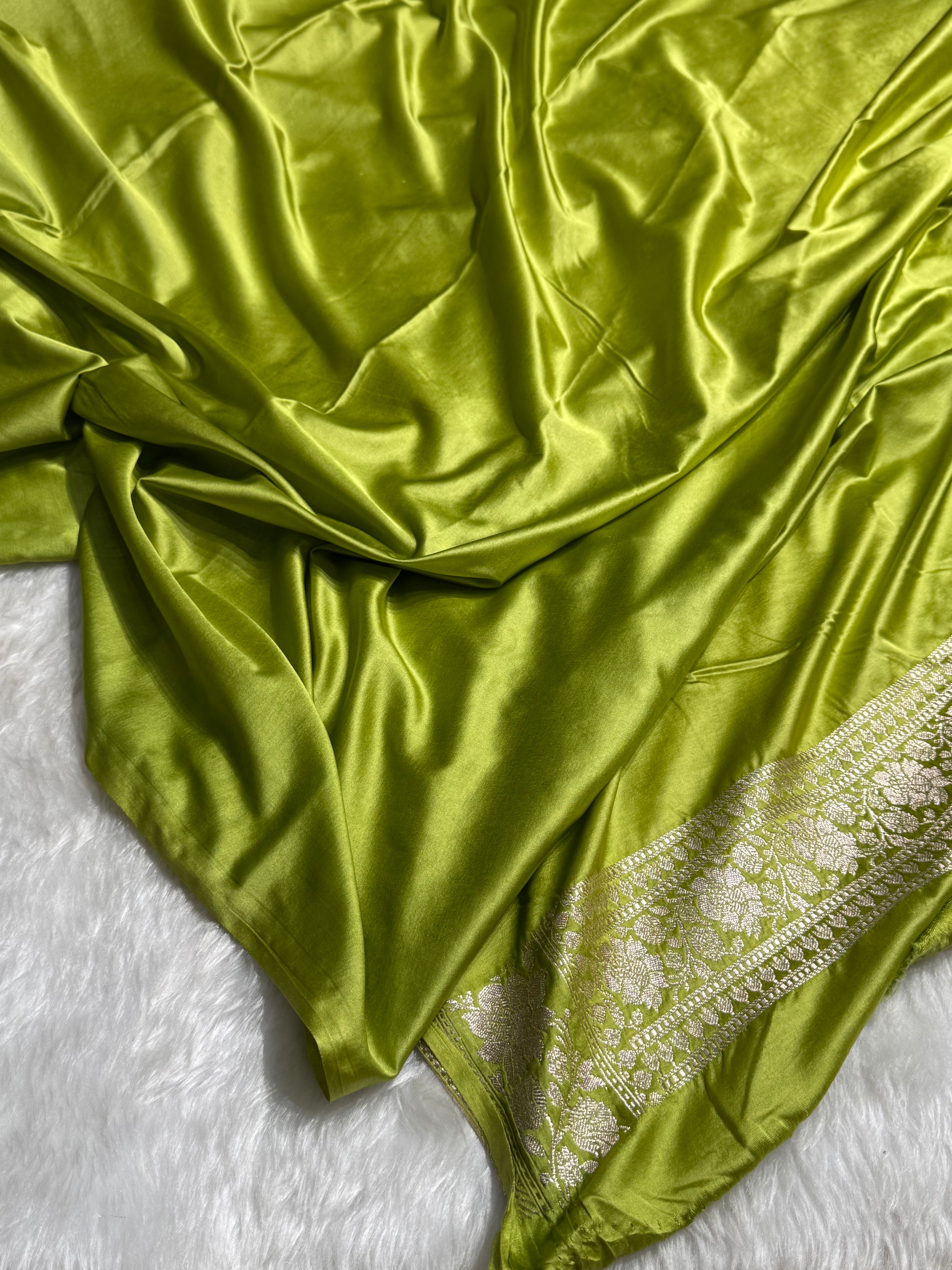 Green Shades Rangkart Cross Mashru Silk Saree