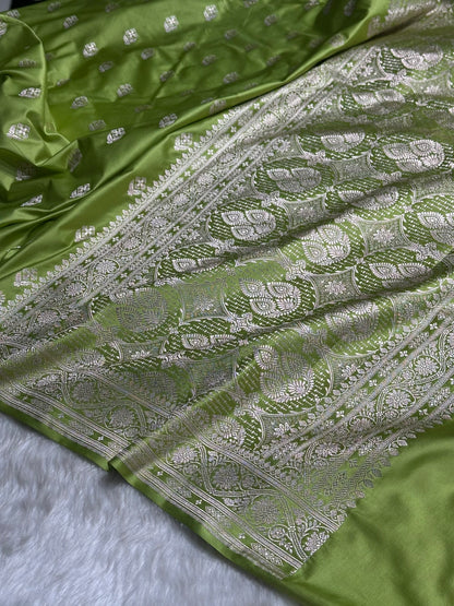 Pista Green Shades Floral Border Boota Mashru Silk Saree MS66