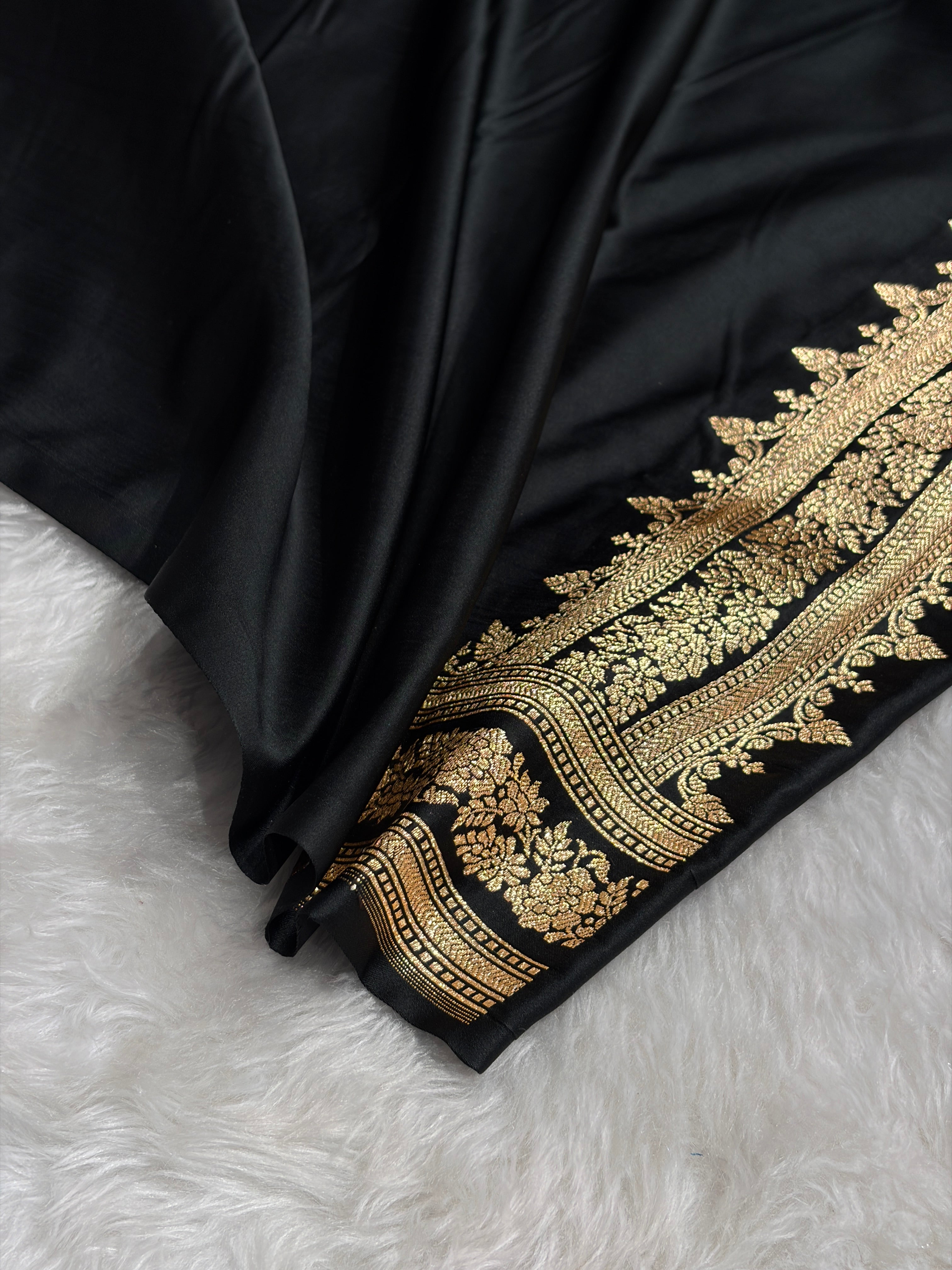 Banarasi Cross Black Floral Pattern Satin Katan Silk Saree SK76