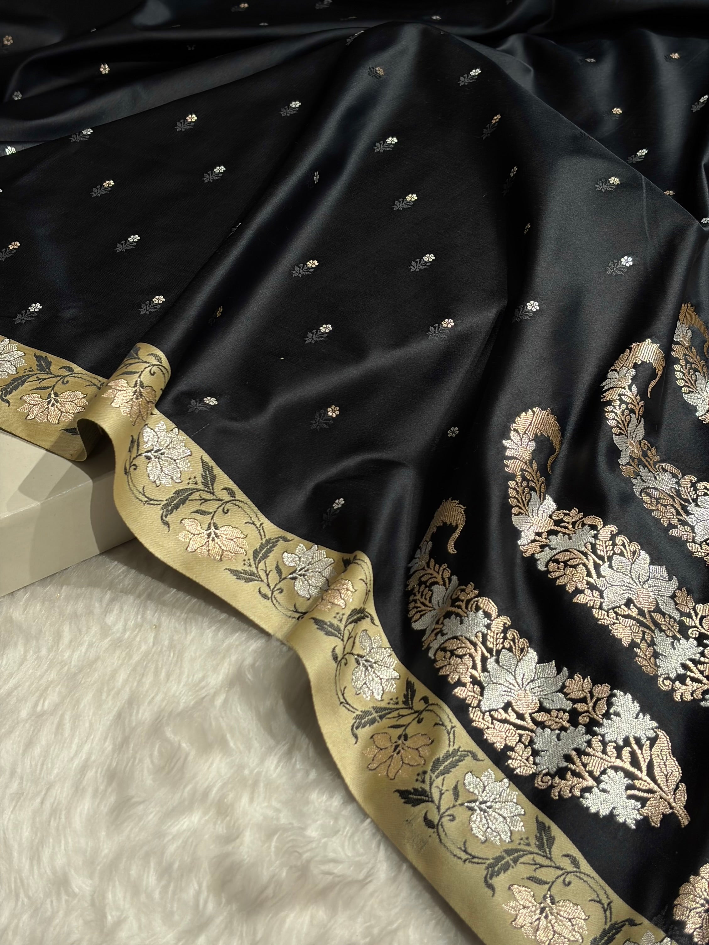 Black With Cream Floral Boota With Floral Border Mashru Silk Saree MSM-78