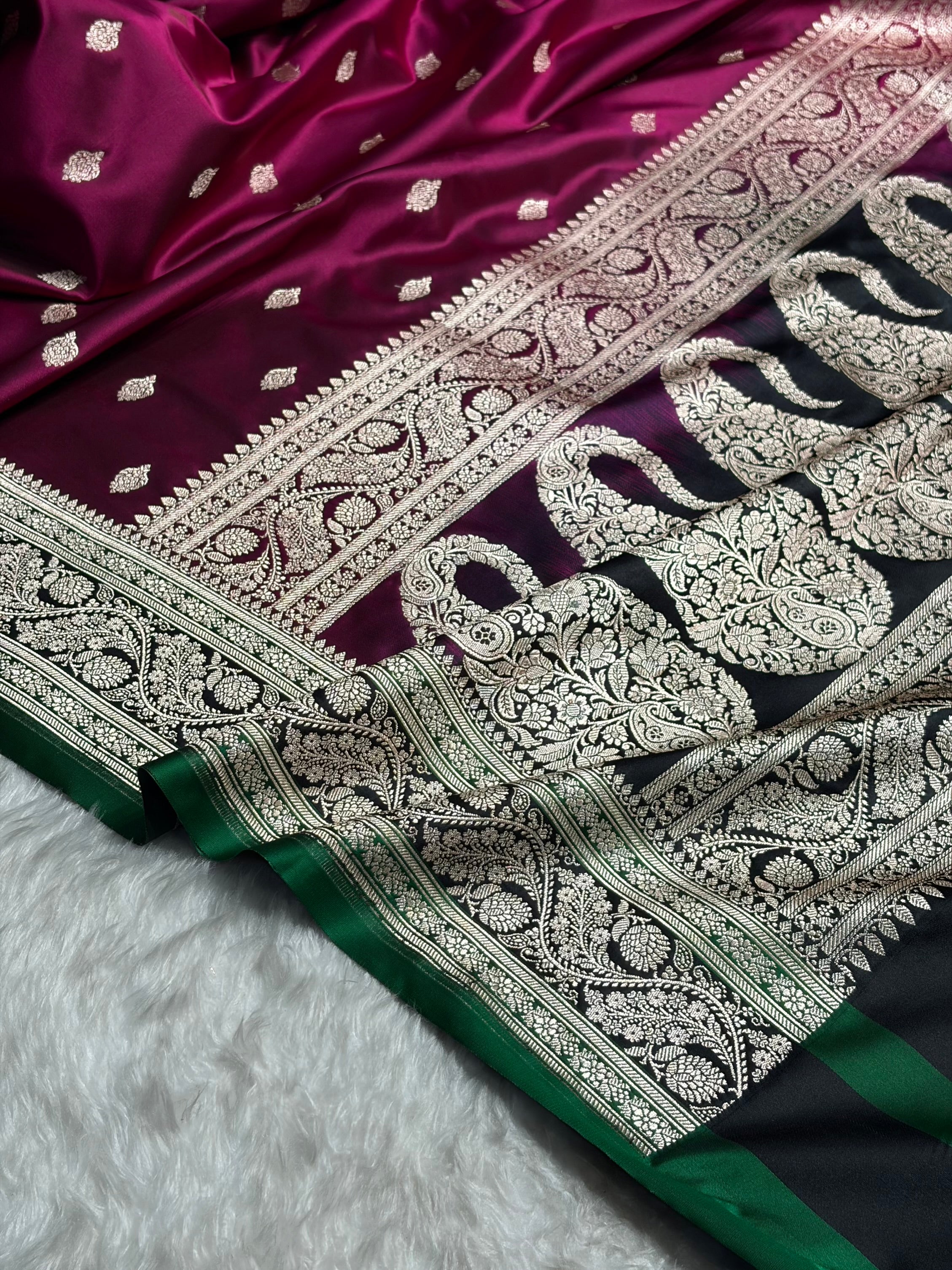 Banarasi Wine With Contrast Black Floral Border Mashru Silk Saree MSM-101