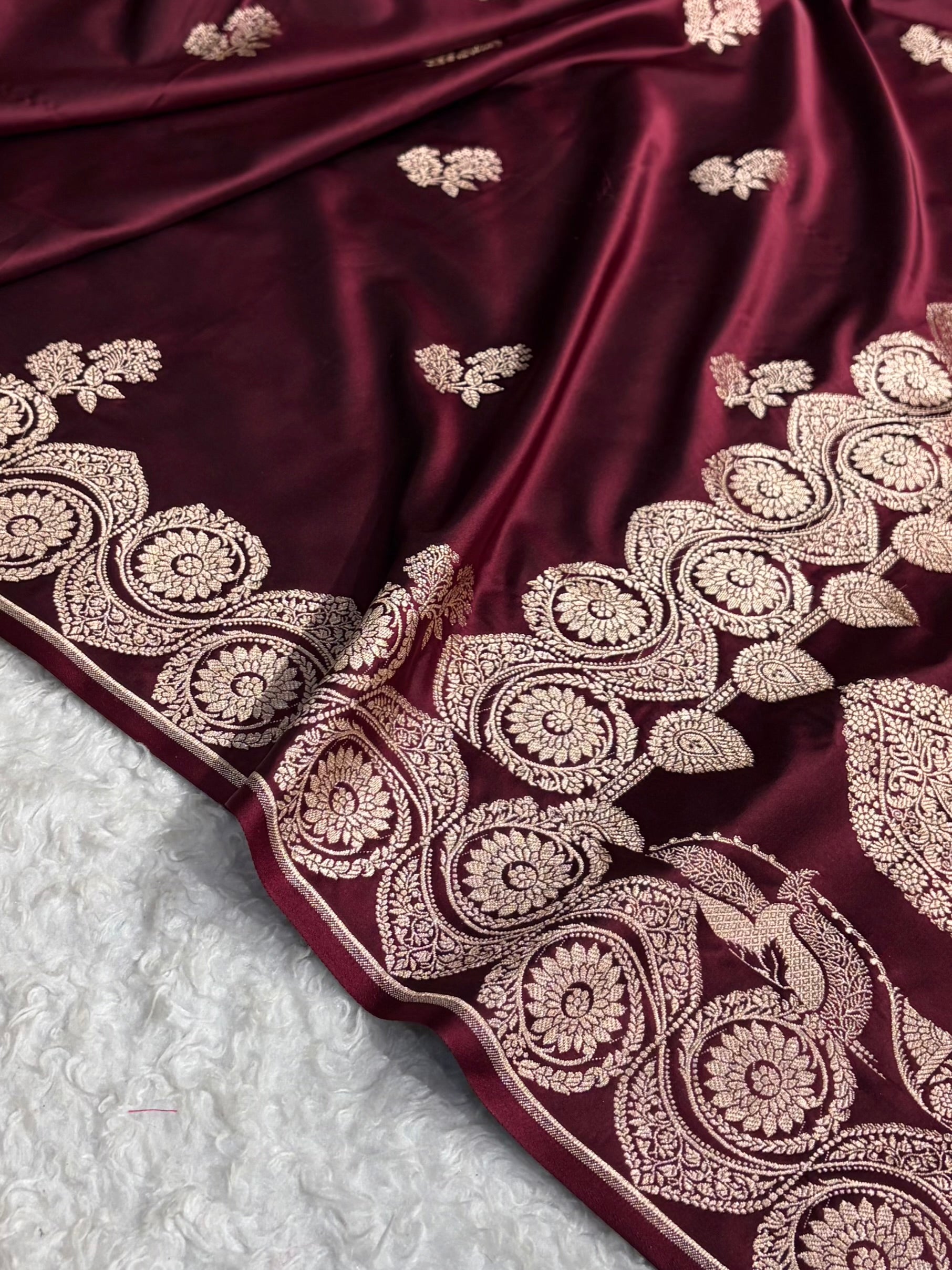 Garnet Shades Banarasi Boota Pattern Floral Mashru Silk Saree MSM-110
