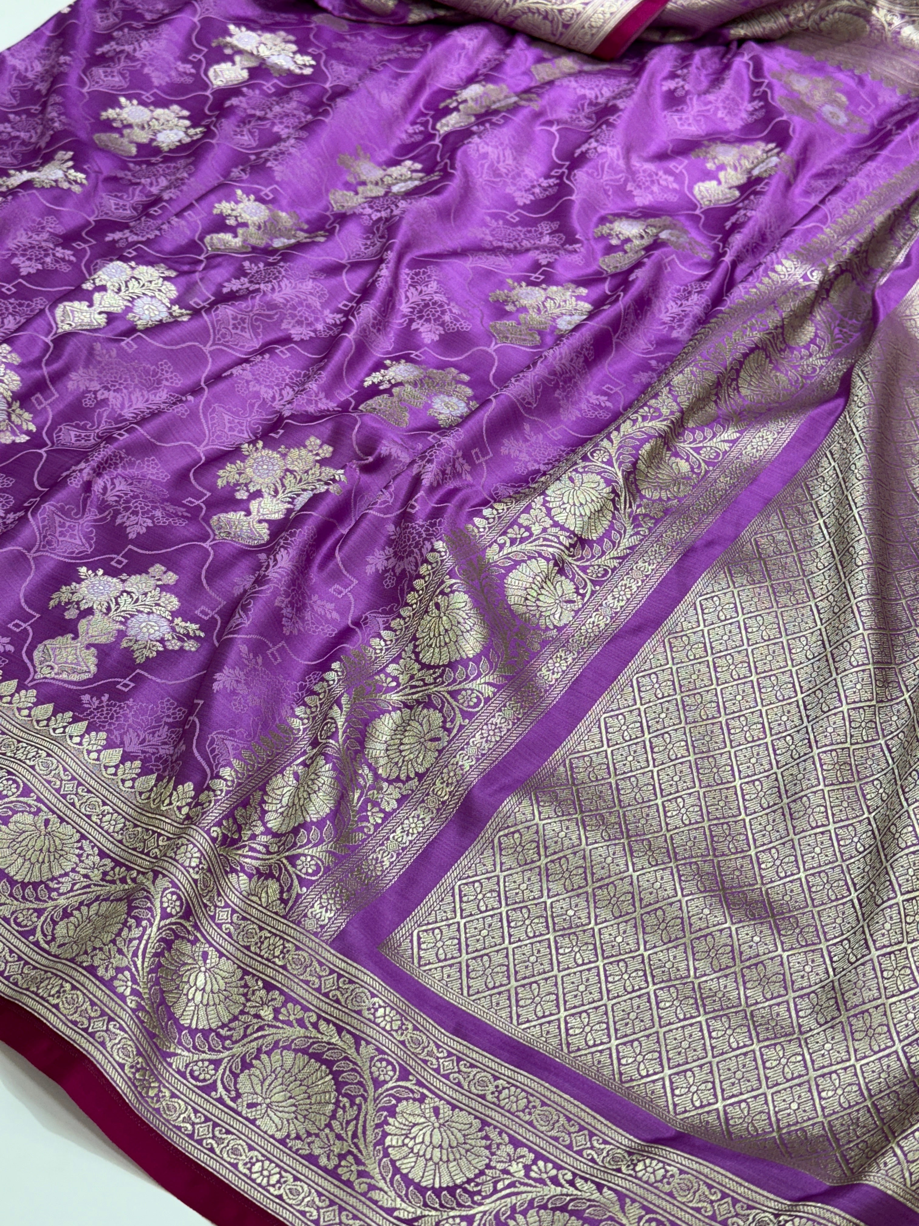 Lavender Tanchoi Minakari Mashru Silk Saree