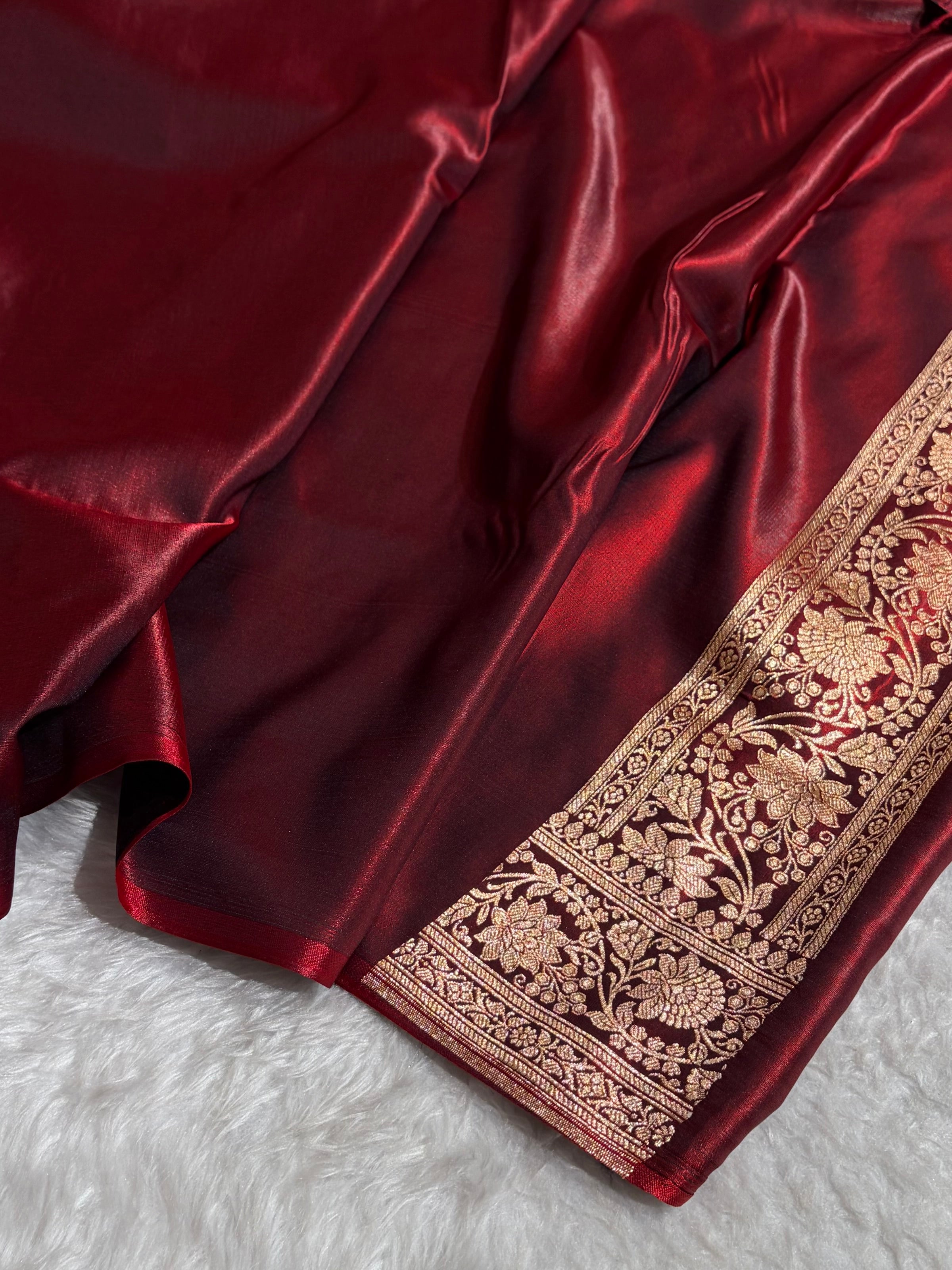Maroon Shades Booti Pattern Banarasi Satin Silk Saree SS58