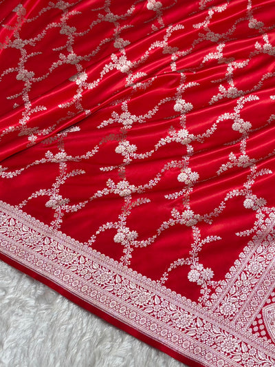 Red Shades Banarasi With Floral Border Mashru Silk Saree MSM-127