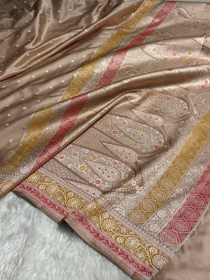 Dusty Beige Shades With Contrast Border Booti Mashru Silk Saree MS78