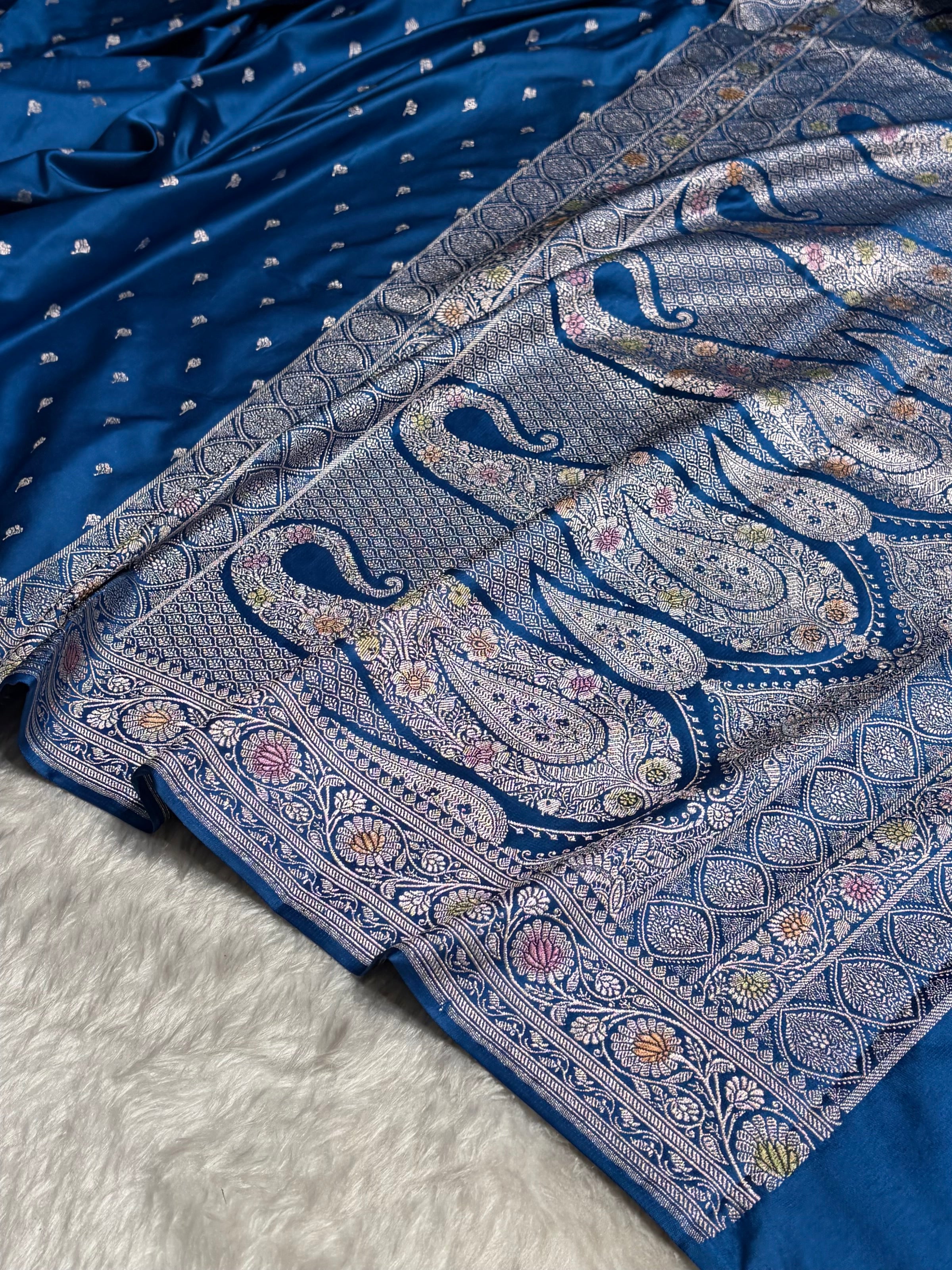 Royal Blue Shades With Banarasi Minakari Booti Mashru Silk Saree MS78