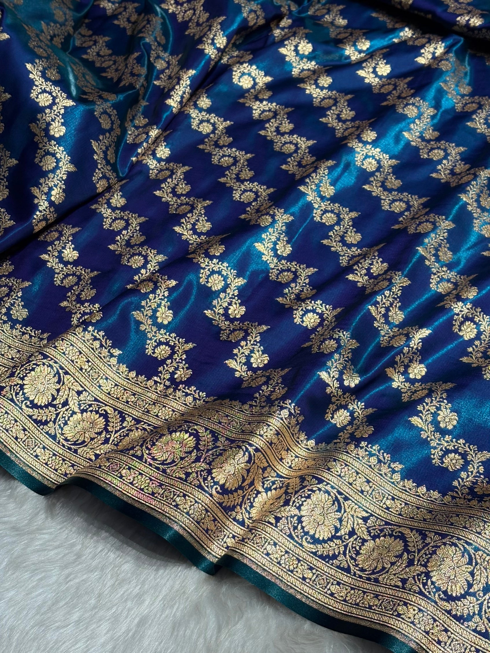 Peacock Shades Banarasi Satin Silk Saree SS32