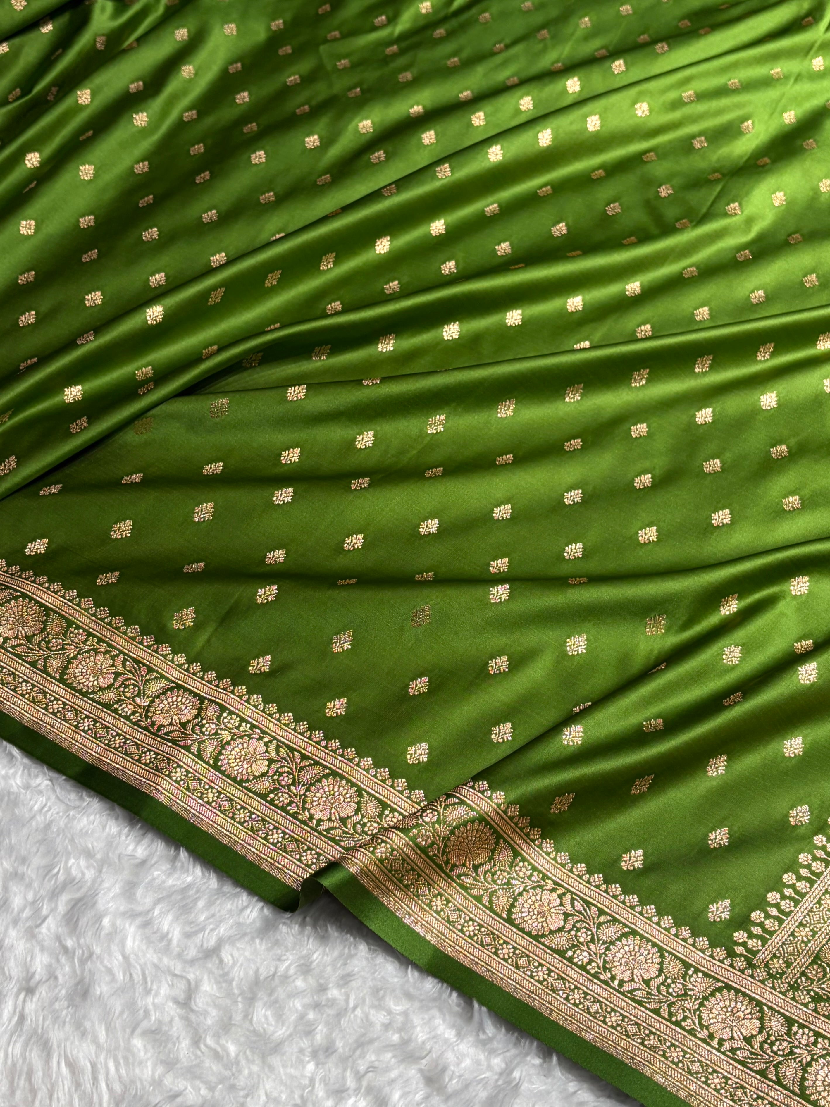Banarasi Boota Katan Silk Saree In Mahndi Green Shades SK03
