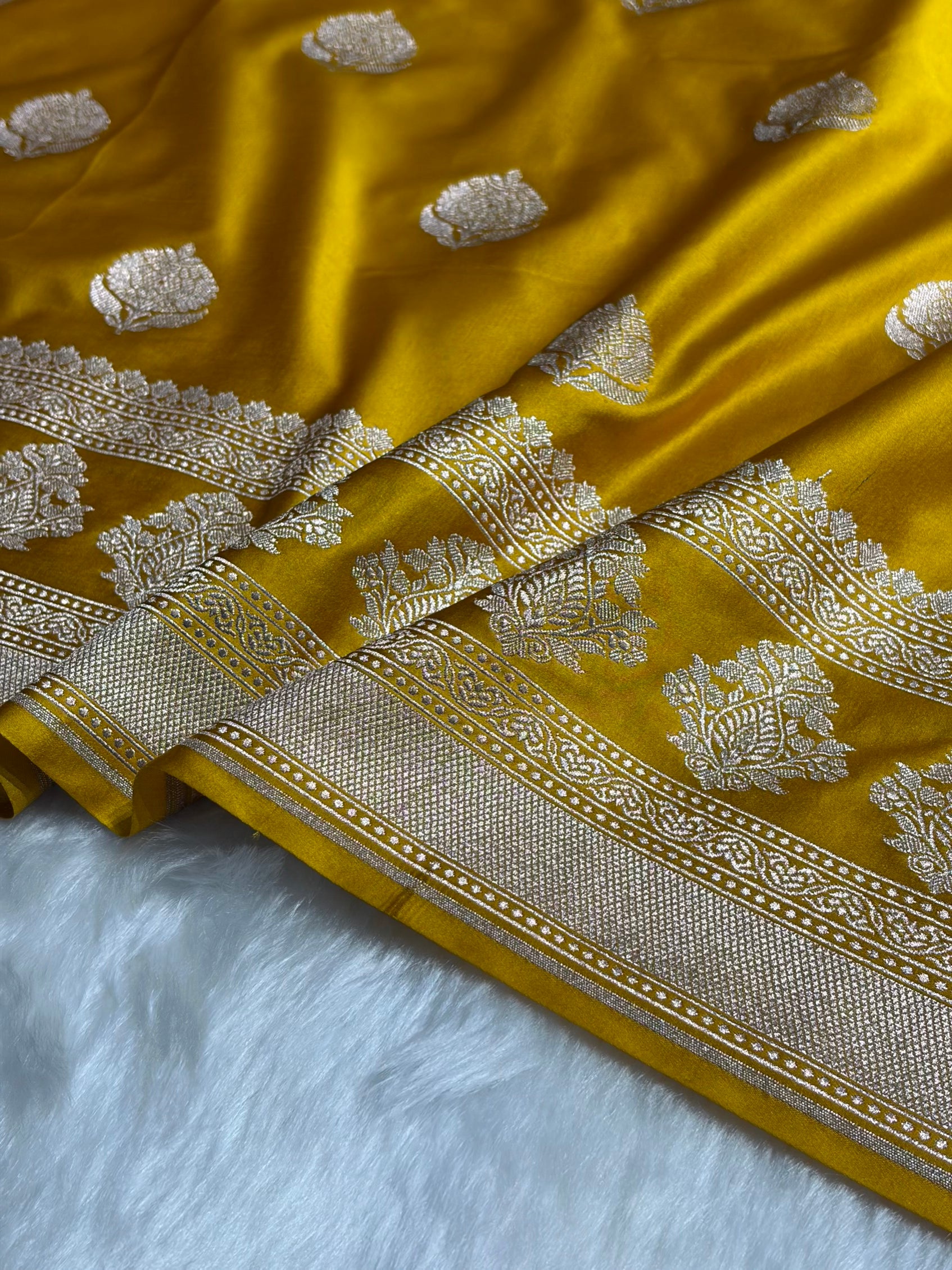 Mustard Gold Boota Motif Mashru Silk Saree MS43