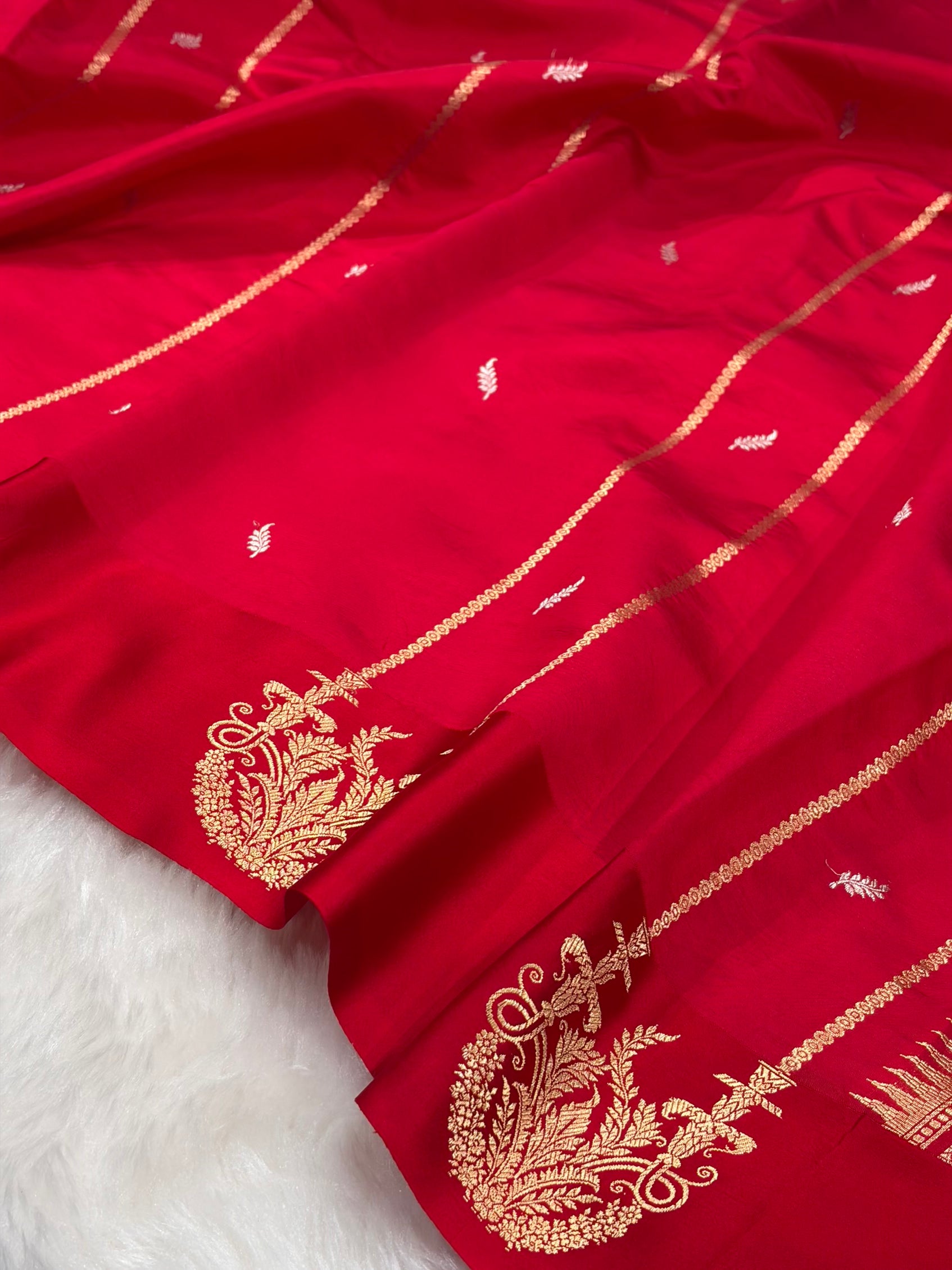 Blood Red Shades Rangkart Handwoven Pure Katan Paper Silk RM-44