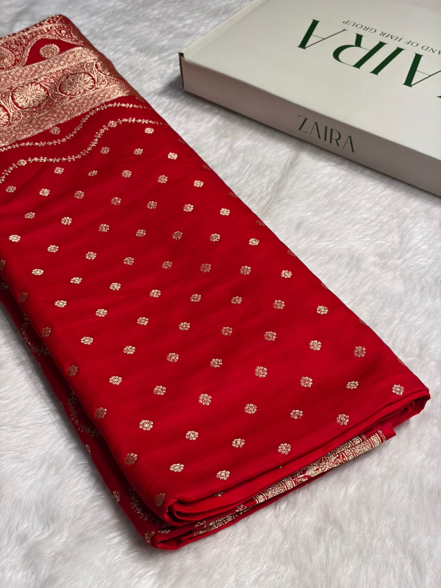 Red Katan Silk Saree In Booti Floral Motif