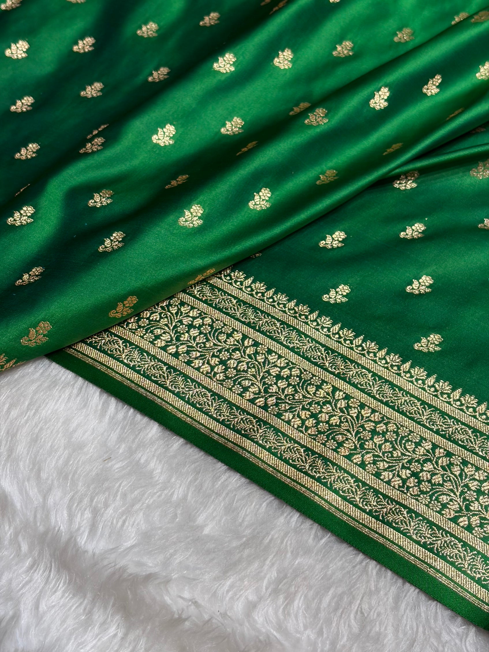 Banarasi Satin Katan Saree in Bottle Green Shades SK89