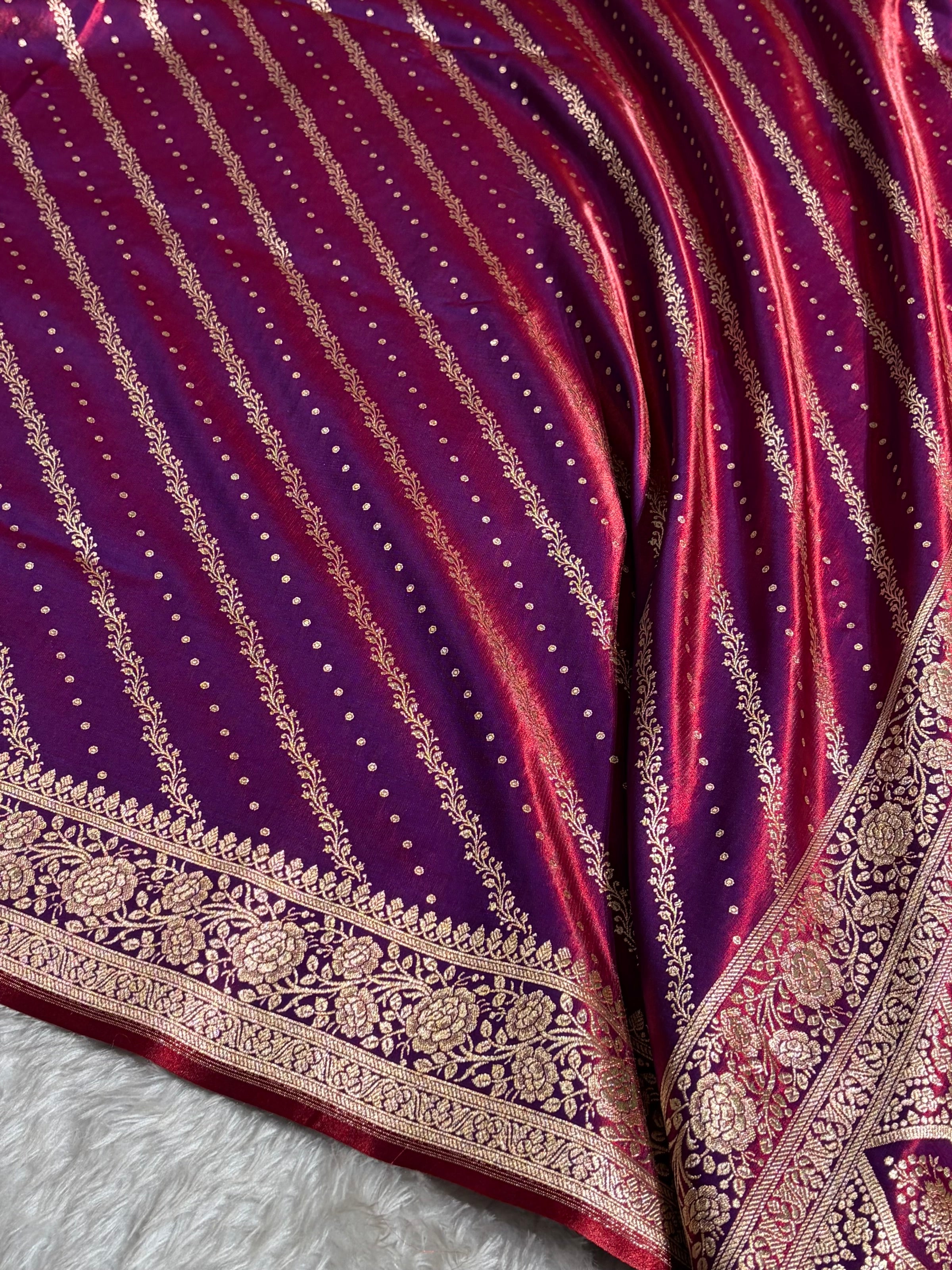 Banarasi Magentic Red Shades Cross Pattern Banarasi Satin Silk Saree SS61