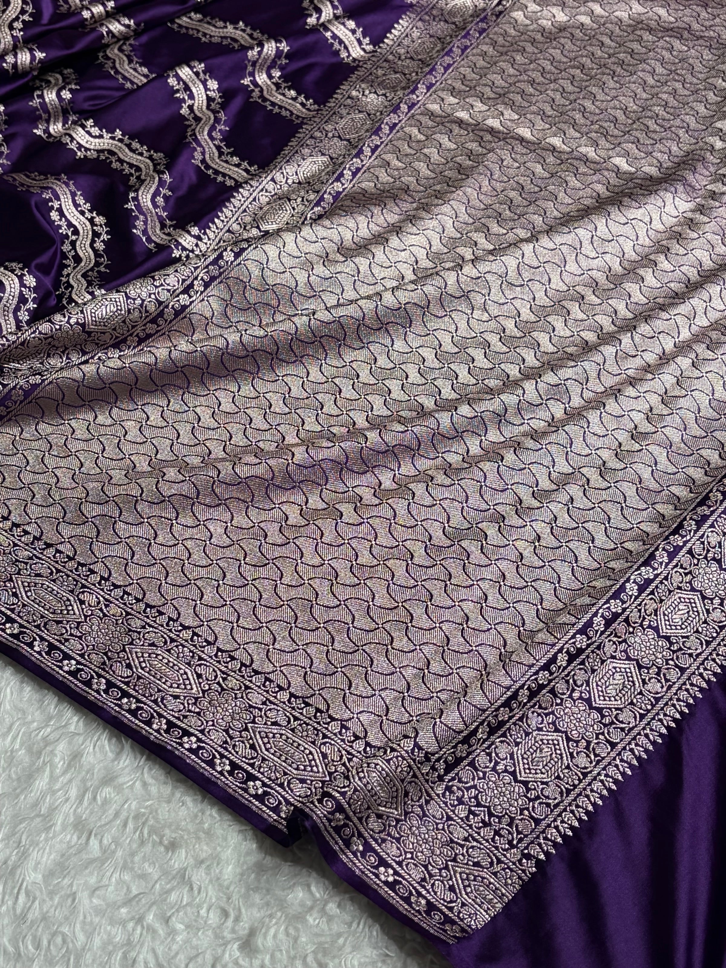 Banarasi Cross Pattern in Purple Shades Floral Mashru Silk Saree MCS93