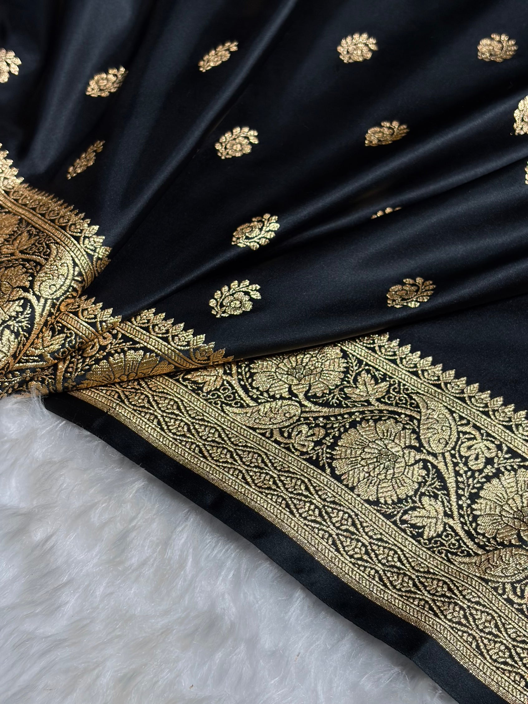 Black Floral Boota Pattern Satin Katan Silk Saree SK72