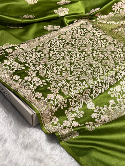 Banarasi Mehendi Shades With Floral Border Mashru Silk Saree MS83