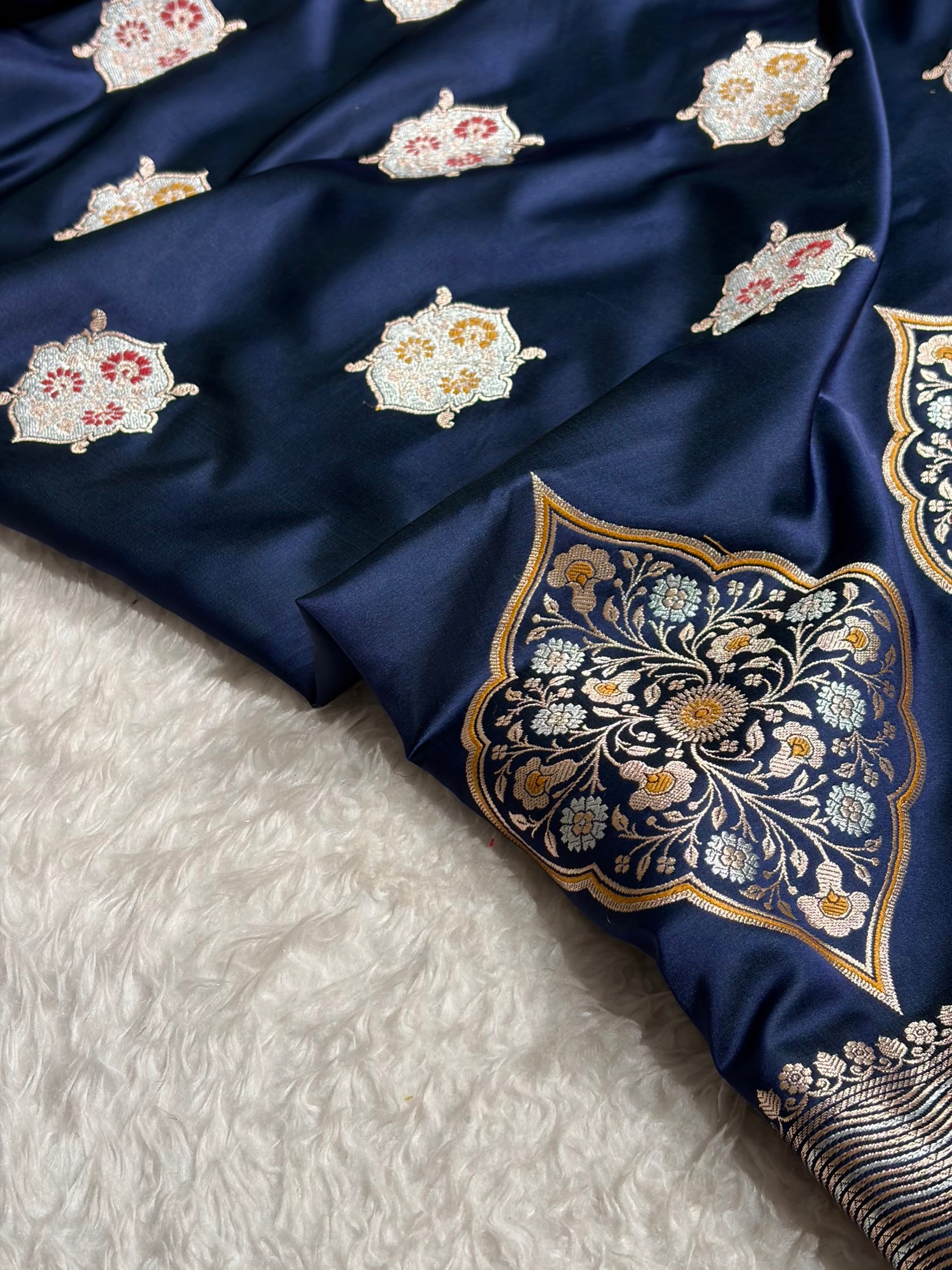 Premium Banarasi Satin Katan Saree Minakari Booti Pattern in Navy Blue Shades SK138