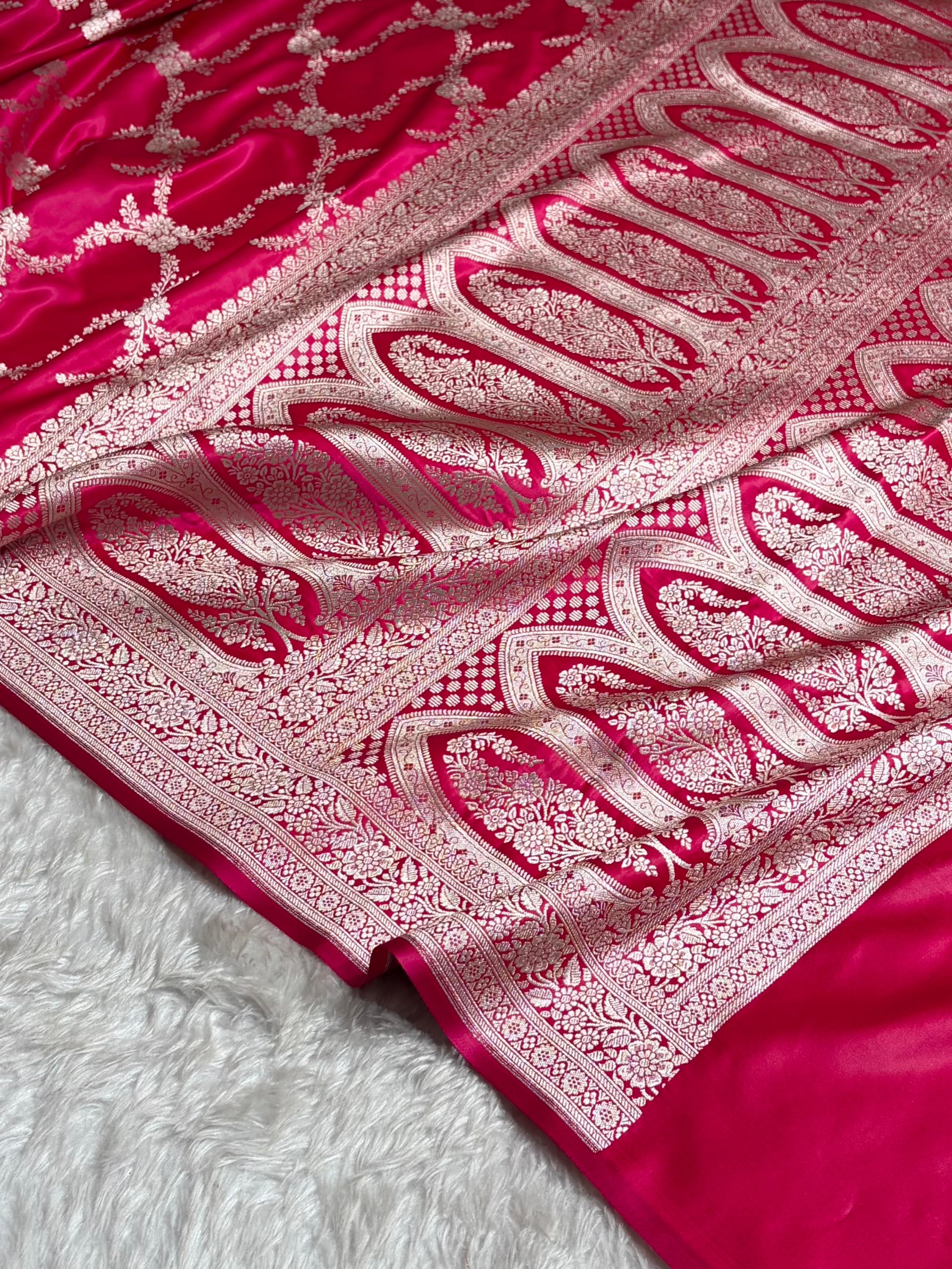 Rani Shades Banarasi With Floral Border Mashru Silk Saree MSM-127
