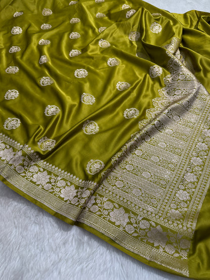 Mehandi Green Unique Motif Mashru Silk Saree