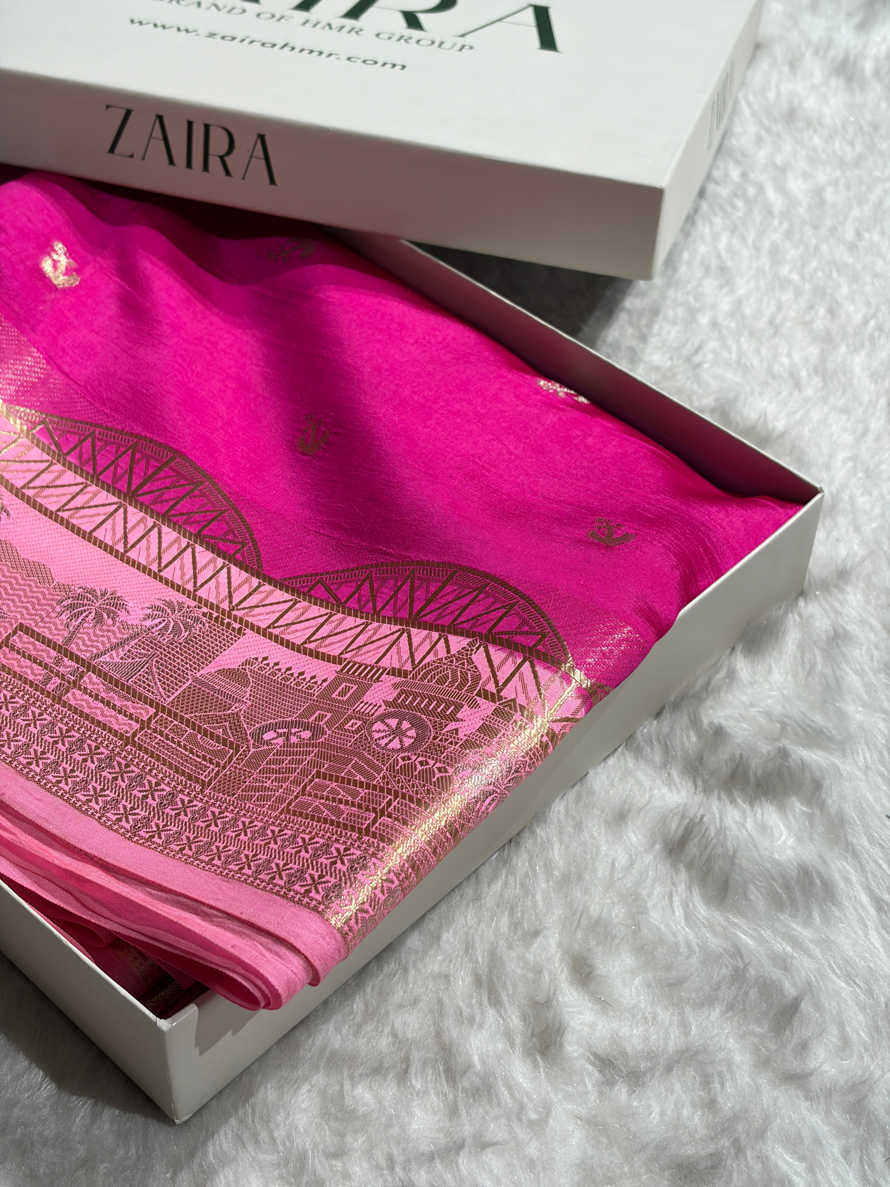Banarasi Rani With Baby Pink Contrast Shade Flower Boota Pure Caramel Mango Silk Saree CS-18