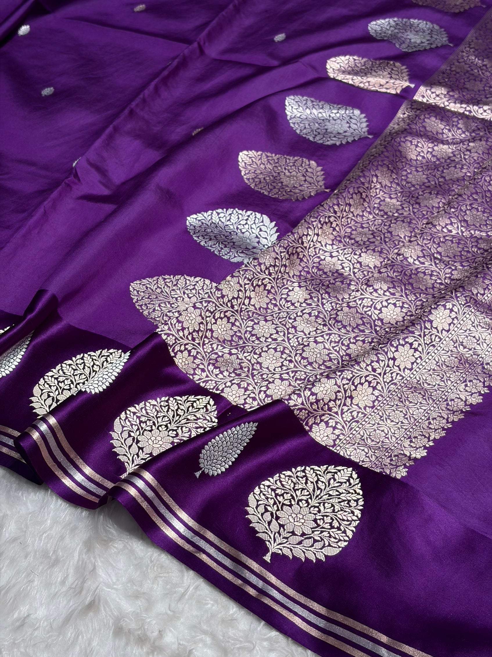 Wine Shades Handwoven Pure Paper Katan Silk RM-64