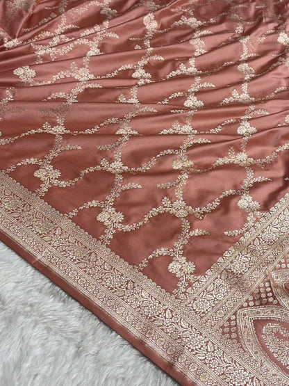 Dusty Rose Pink Shades Banarasi With Floral Border Mashru Silk Saree MSM-127