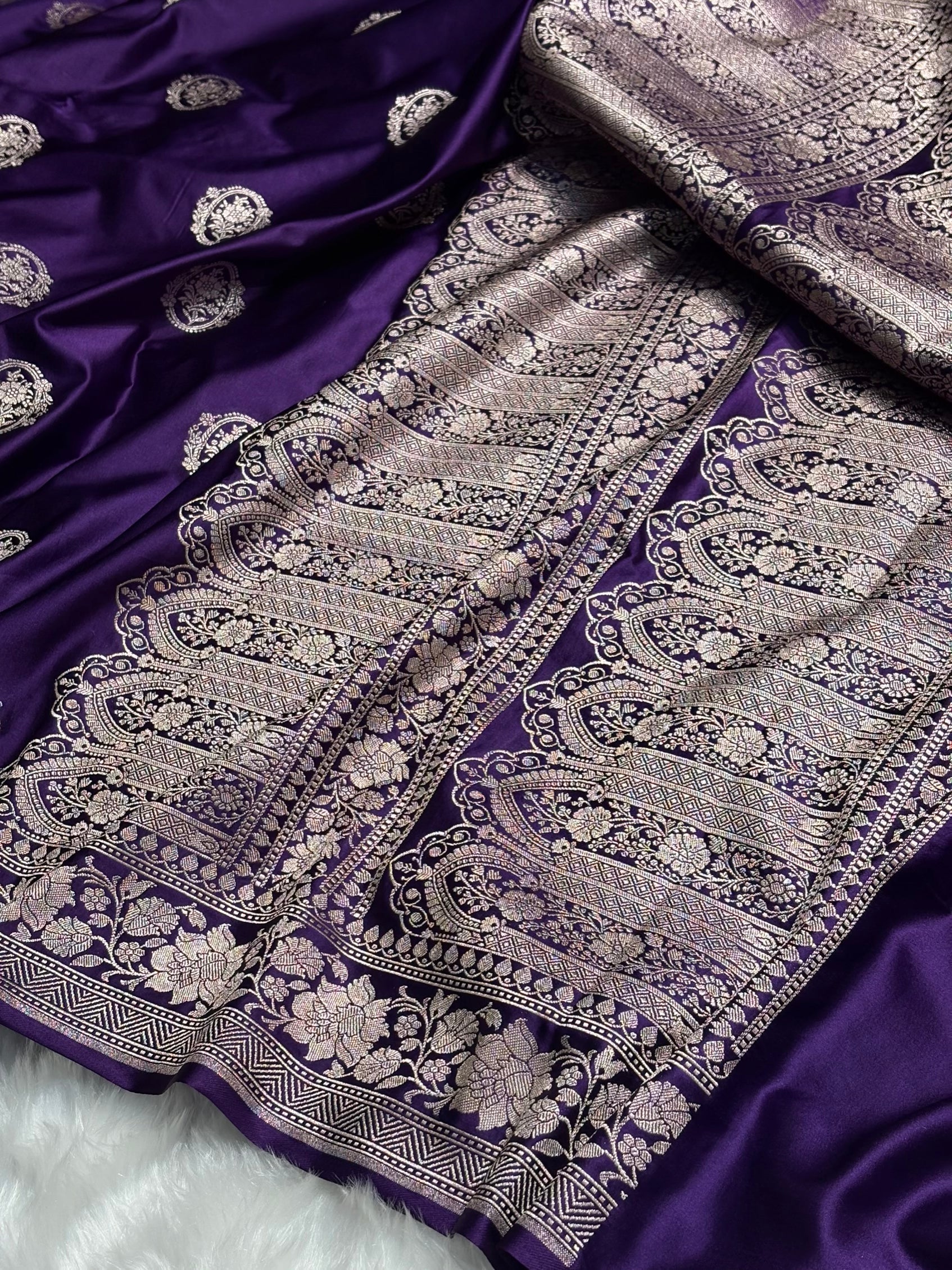 Dark Purple Shades Boota Mashru Silk Saree MS24