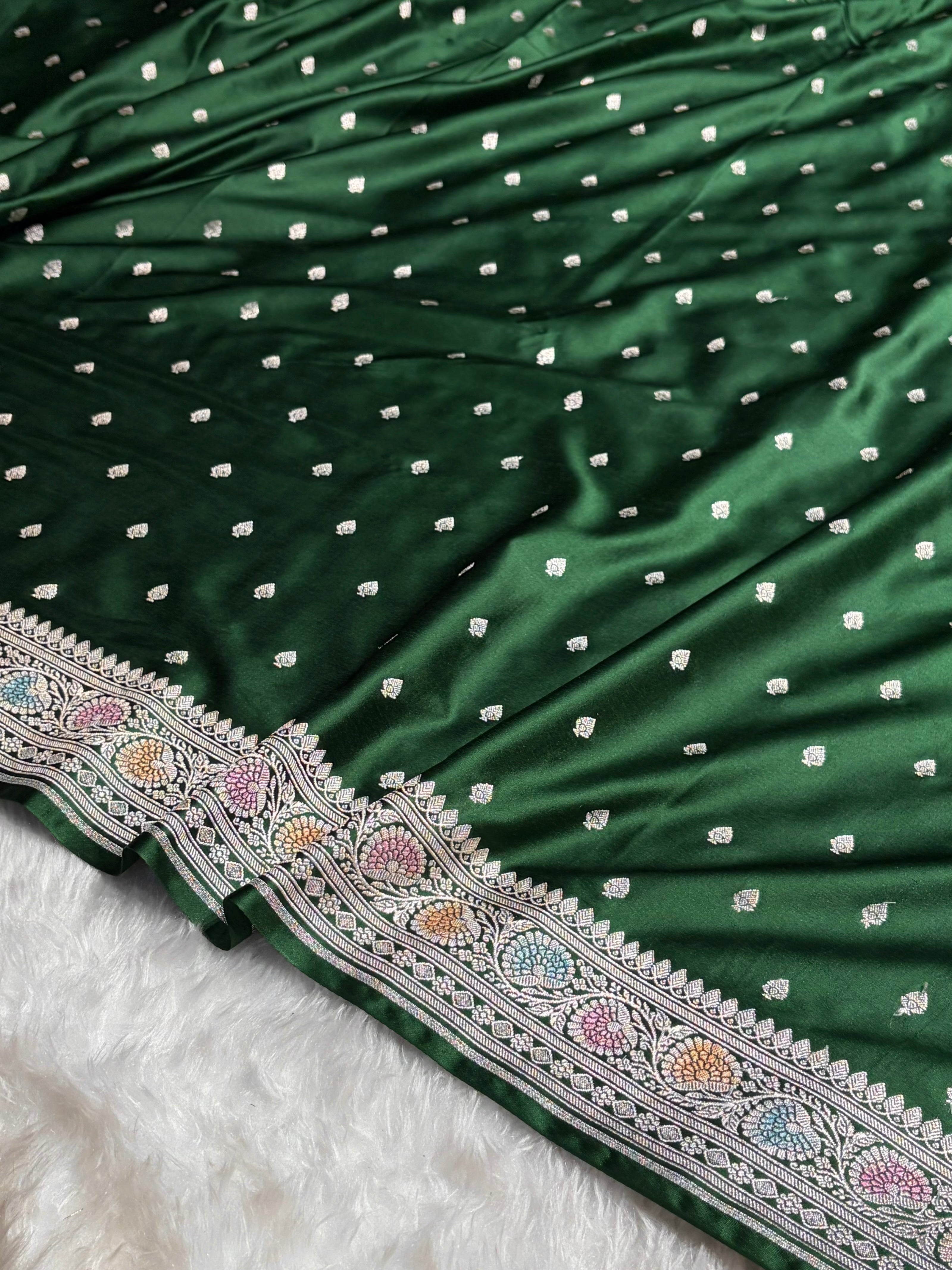 Traditional Bananasi Bottle Green Shades With Contrast Border Booti Mashru Silk Saree MS79
