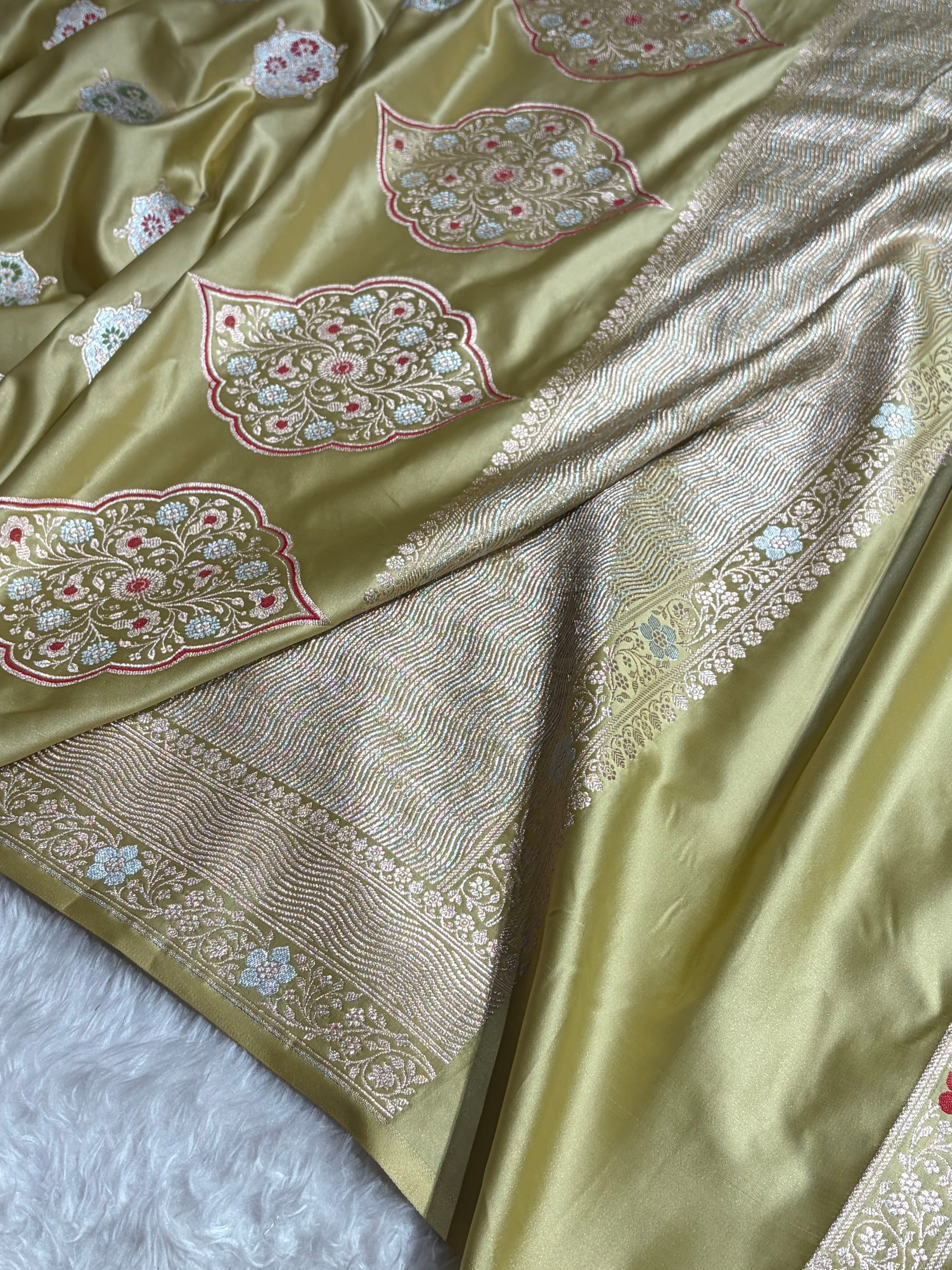 Premium Banarasi Satin Katan Saree Minakari Booti Pattern in Tusser Shades SK138