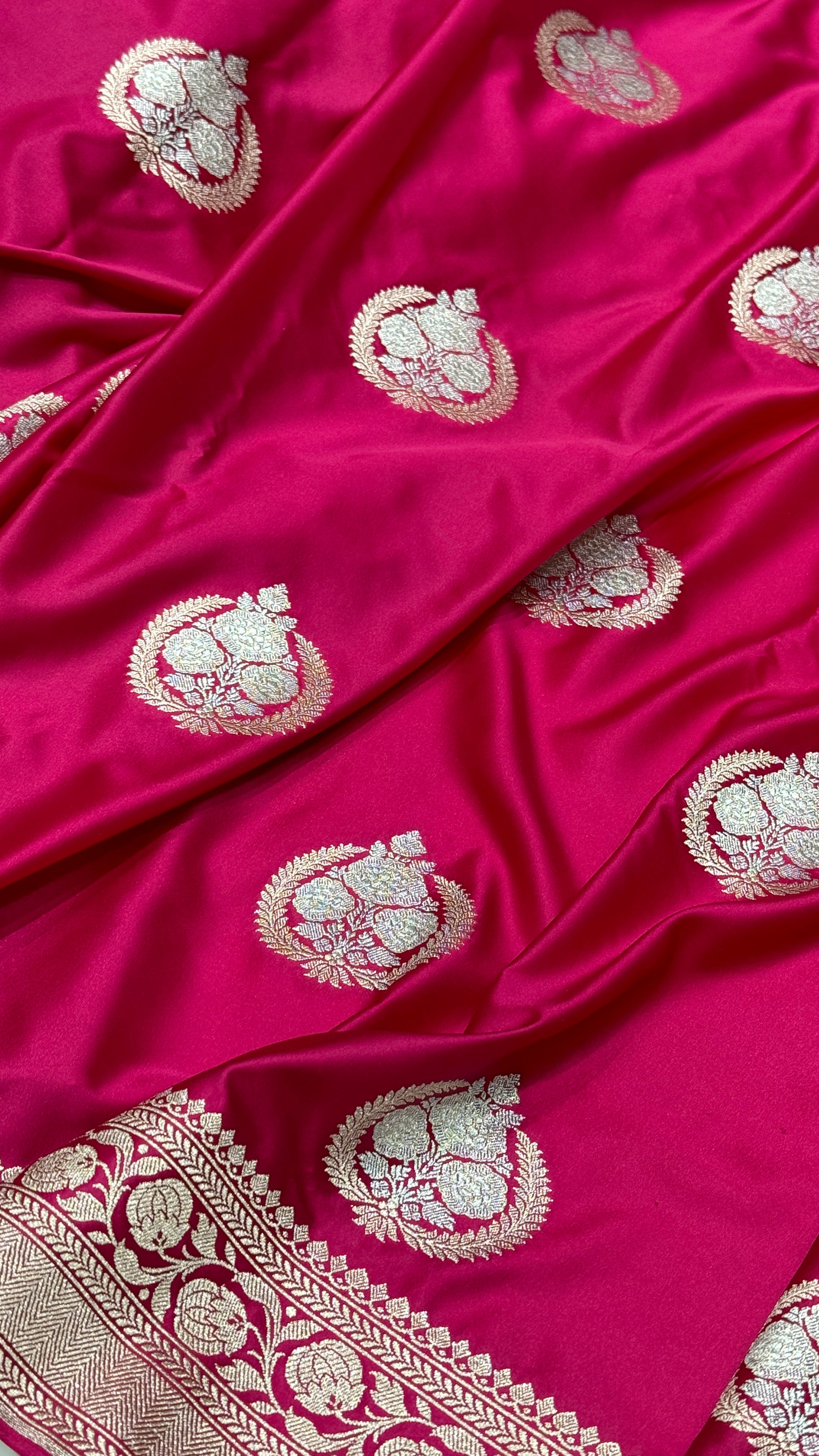 Beautiful Pink Minakari Boota Mashru Silk Saree