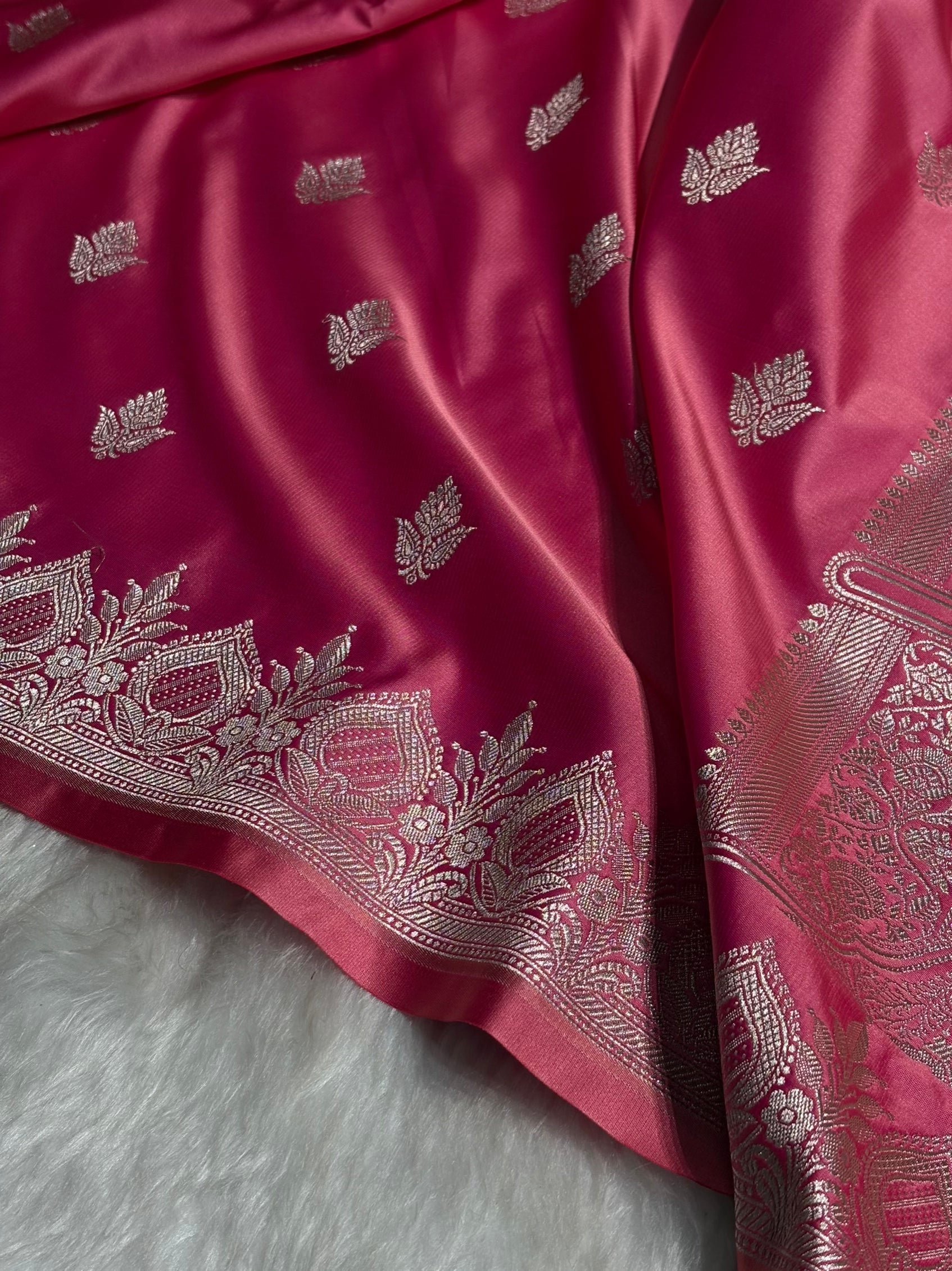 Pink Floral Boota With Floral Border Mashru Silk Saree MSM-80