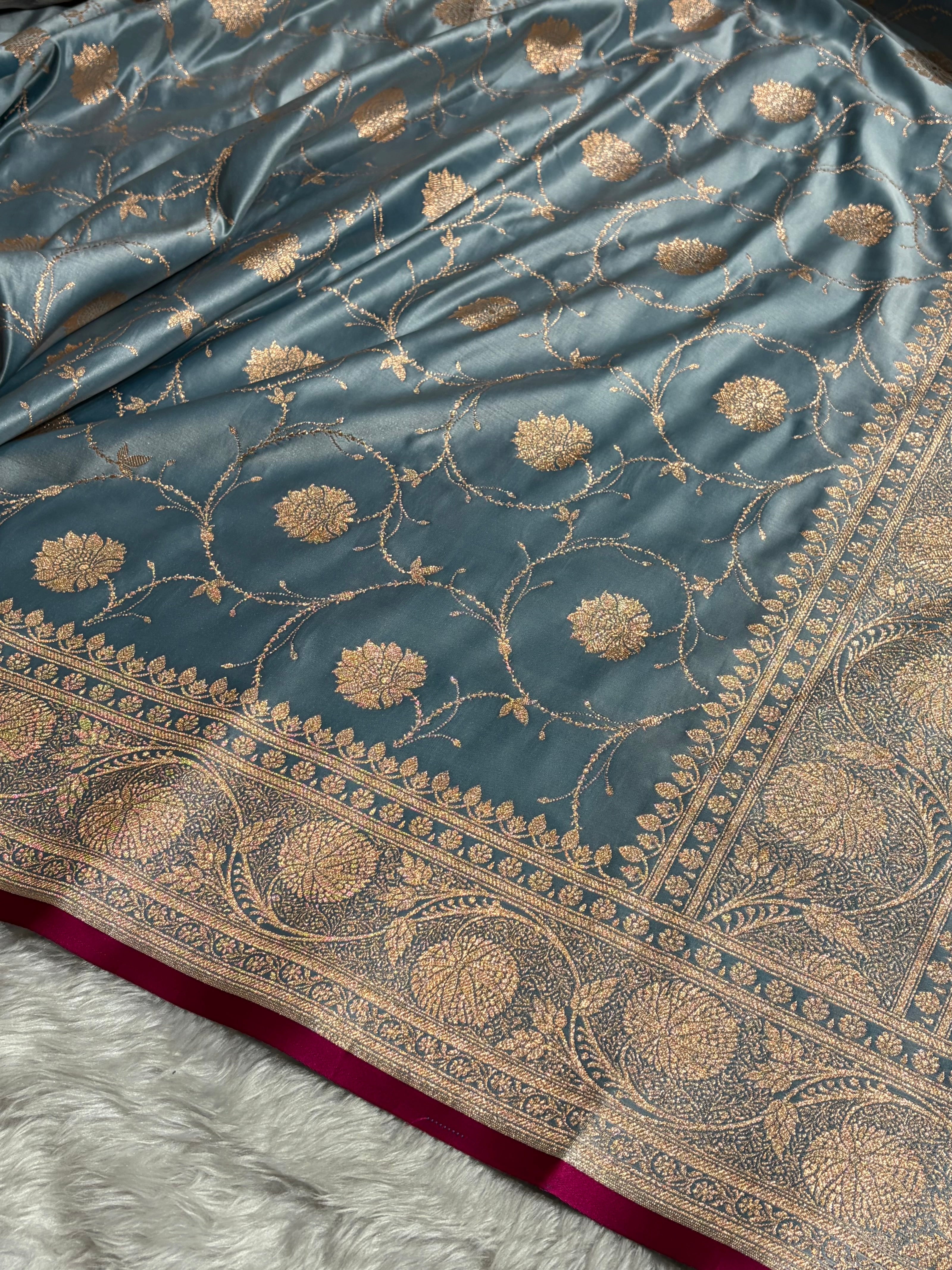 Grape Shades Banarasi Jaal Satin Katan Silk Saree SK06