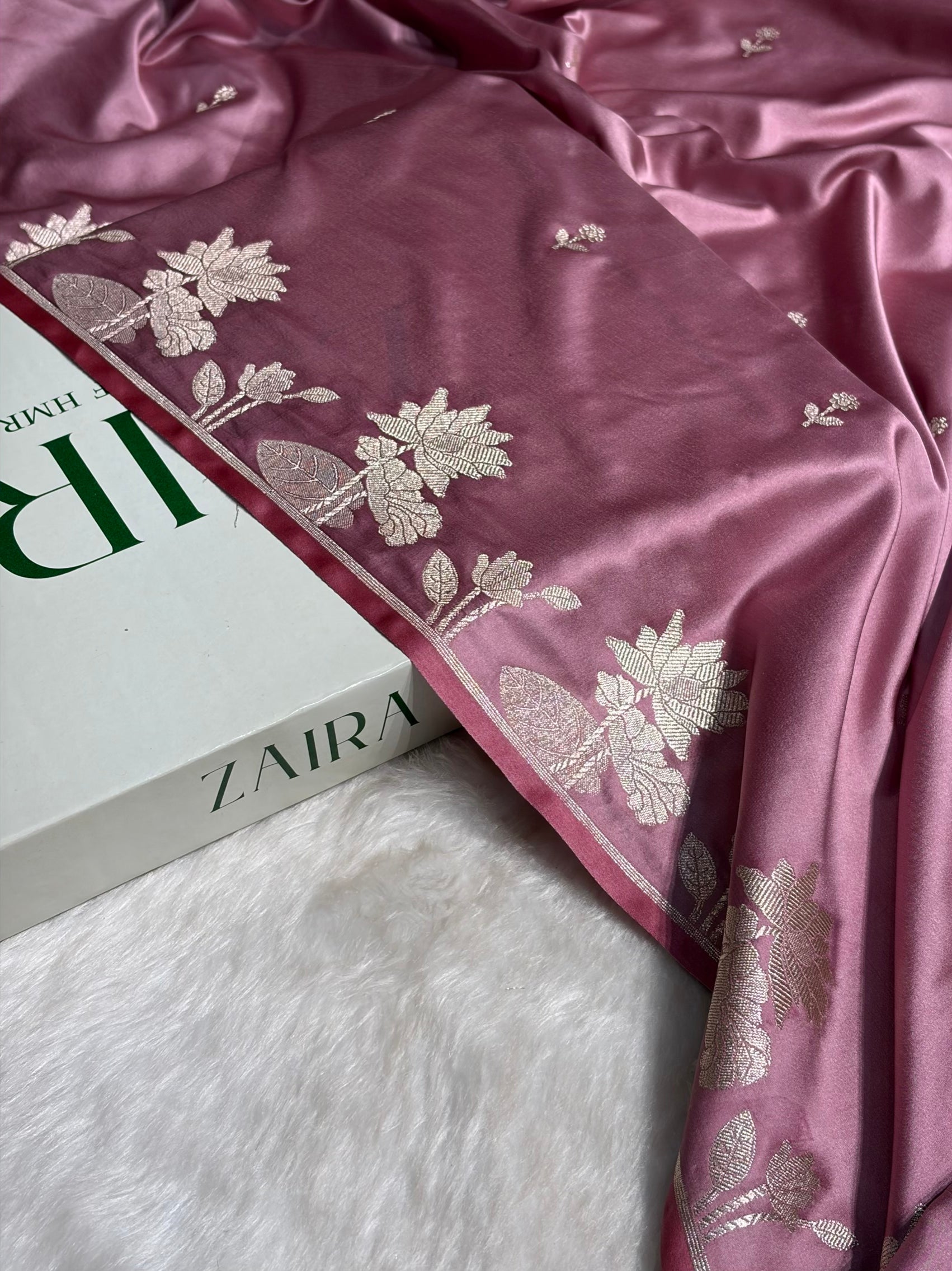 Blush Pink Floral Border Booti Mashru Silk Saree MS54