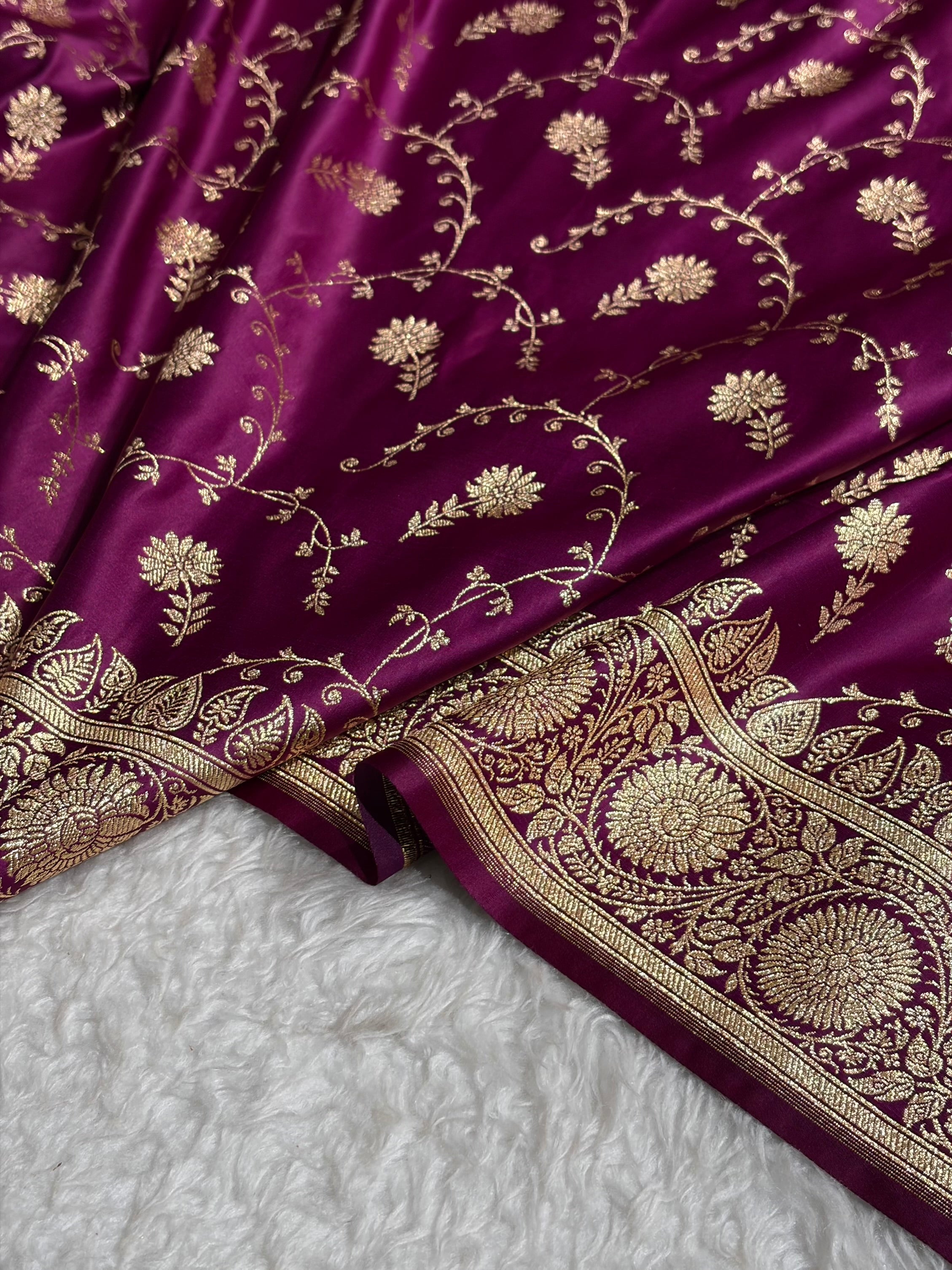 Wine Shades Jaal Floral Pattern Satin Katan Silk Saree SK81