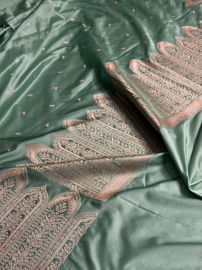 Skirt Border In Turquoise Shades Mashru Silk Saree