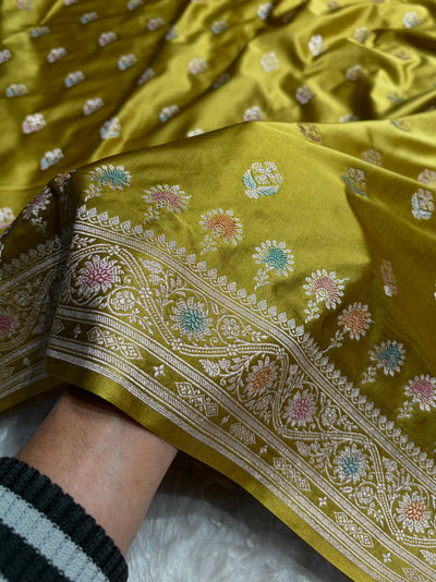 Dusty Mehendi Shades Bananasi Minakari Floral Border Boota Mashru Silk Saree MCS66