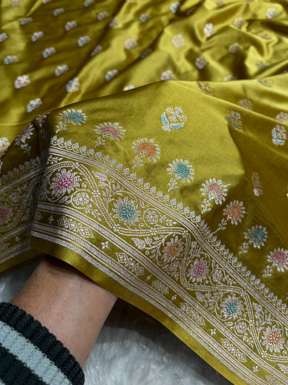 Dusty Mehendi Shades Bananasi Minakari Floral Border Boota Mashru Silk Saree MS66