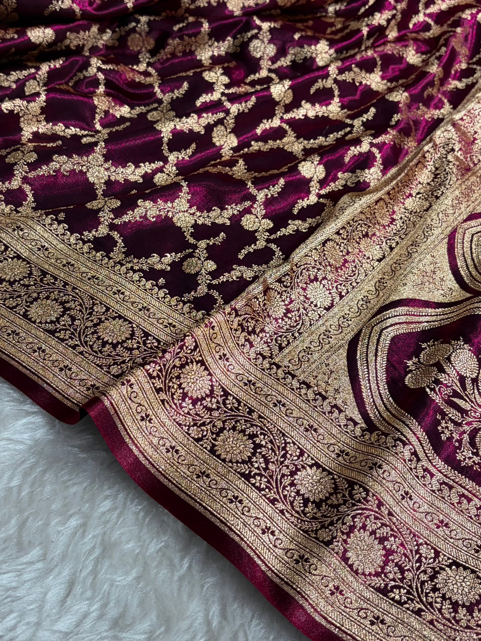 Wine Shades Cross Pattern Banarasi Satin Silk Saree SS40