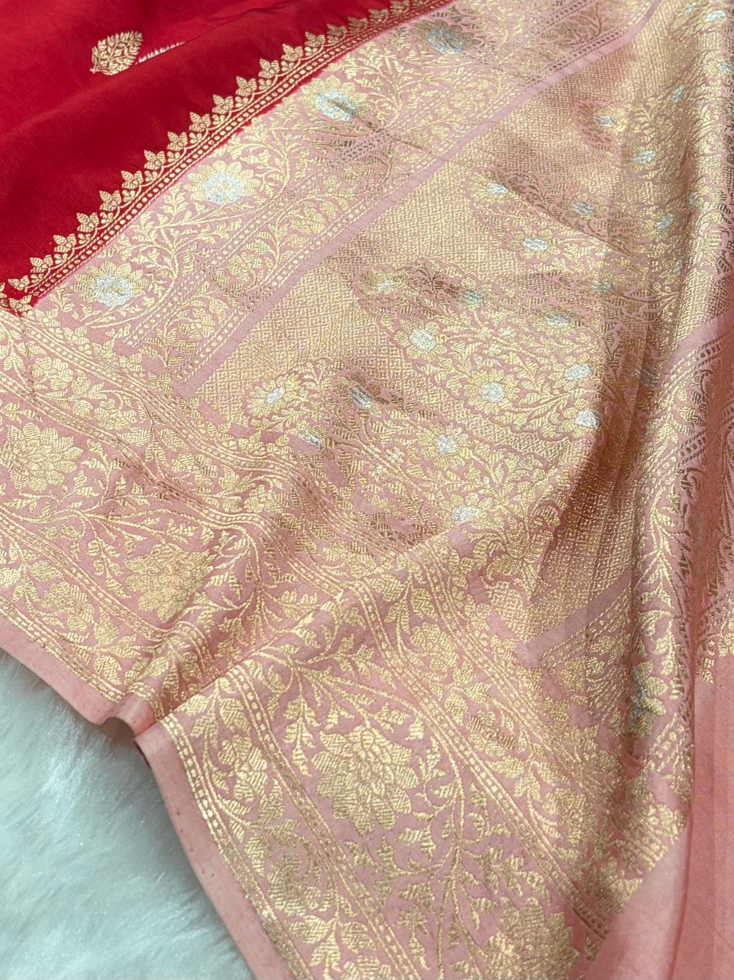 Banarasi Maroon With Peach Contrast Shades Boota Handwoven Pure Katan Paper Silk RM-76