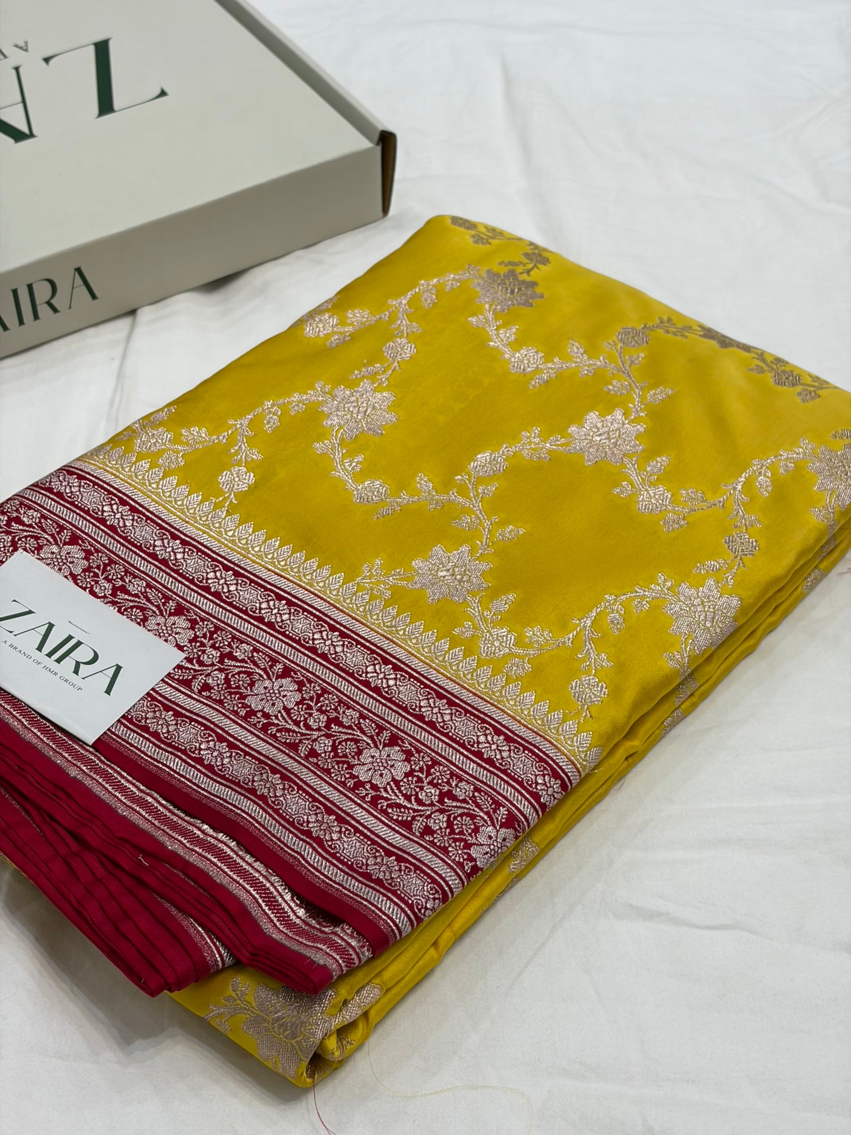Mustard / Red Contrast Shade With Booti Pattern Mashru Silk Saree