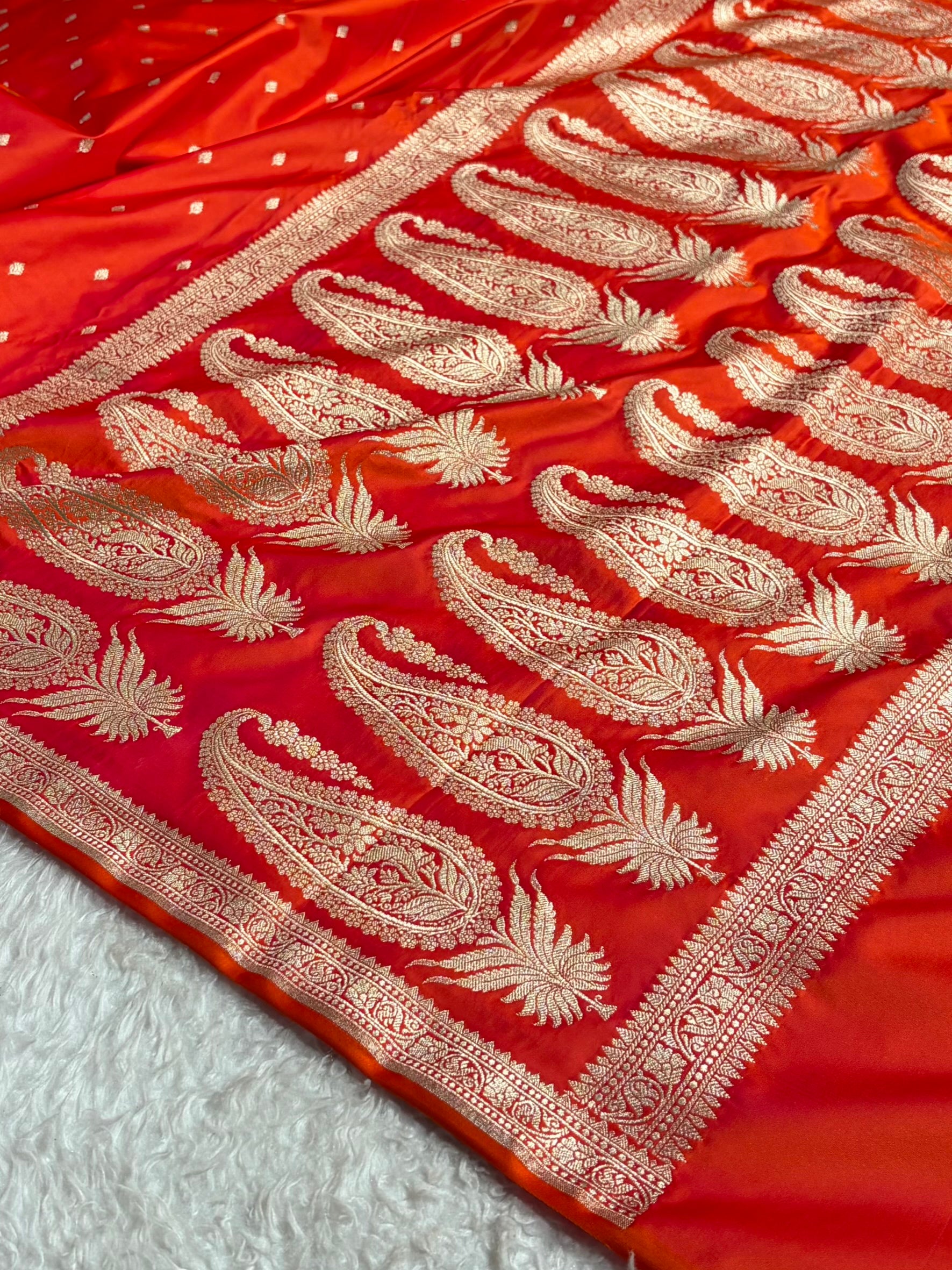 Premium Banarasi Satin Katan Saree in Cross Red Shades SK90