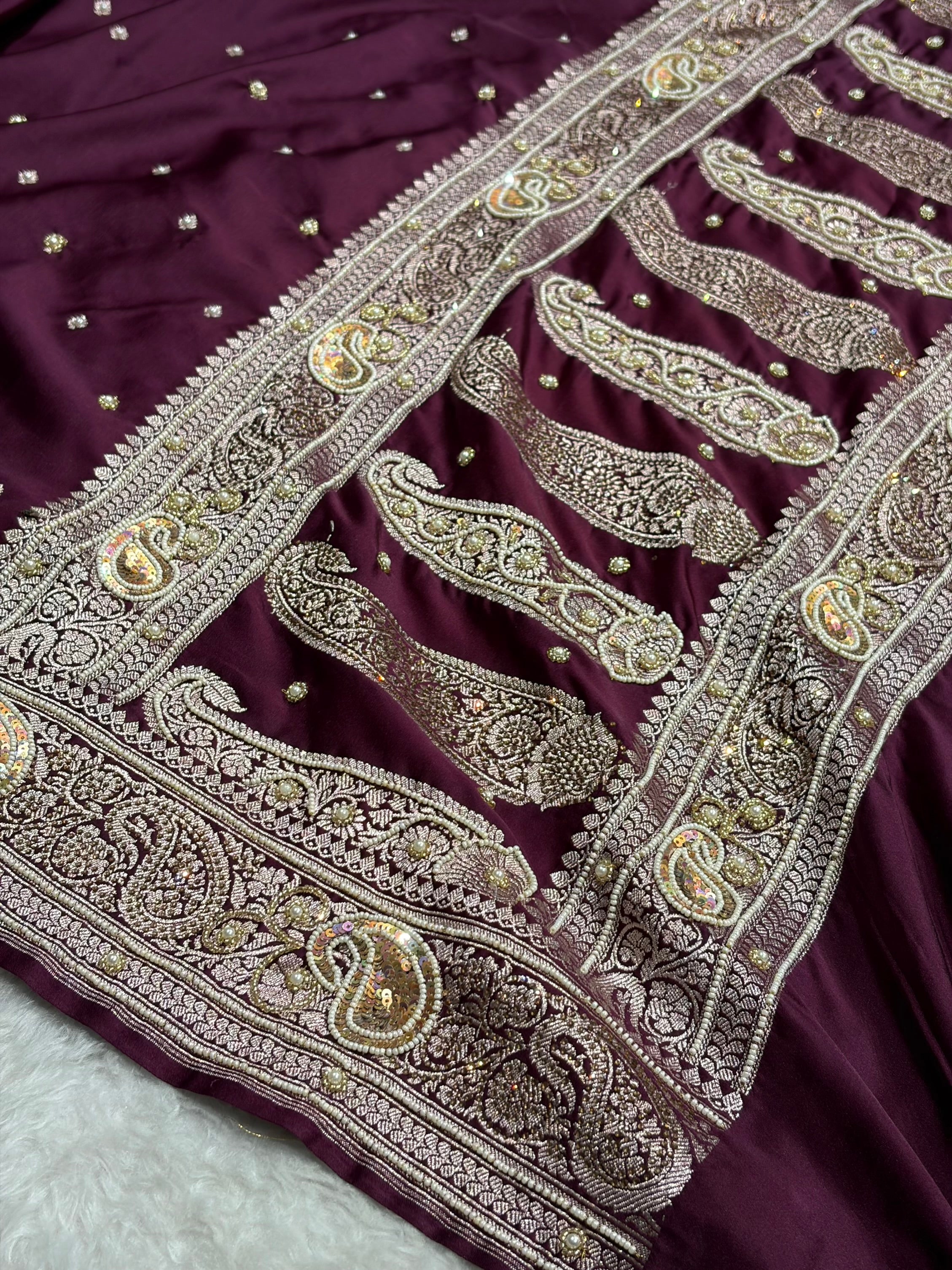 Wine Shades Plain Banarasi With Minakari Ari Zardozi Work Floral Border Mashru Silk Saree BMCS04