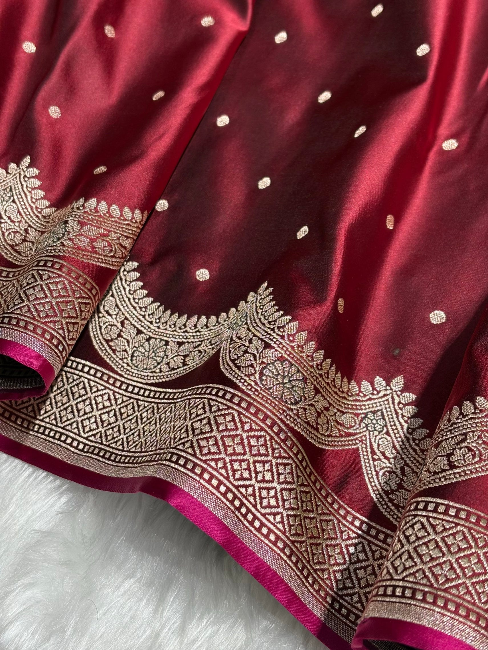 Maroon Shades Scallop Motif Booti Mashru Silk Saree MSM-56