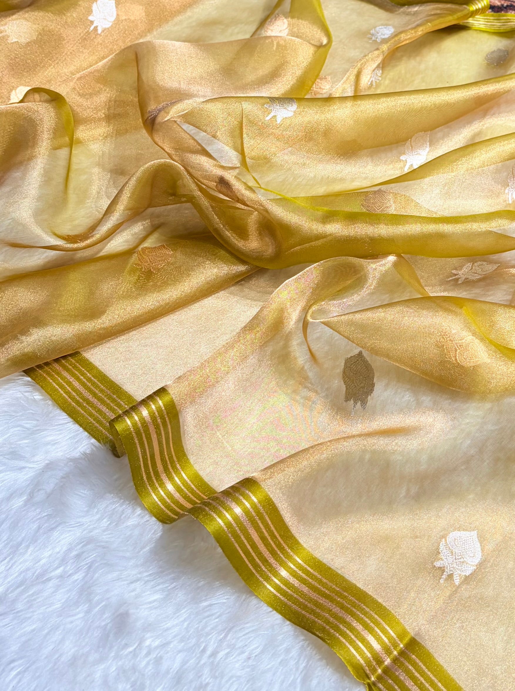 Gold Bananasi Floral Shades Pure Tissue Silk Saree PT-35