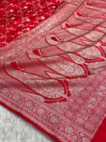 Red Shades Banarasi Jaal Pattern Floral Mashru Silk Saree