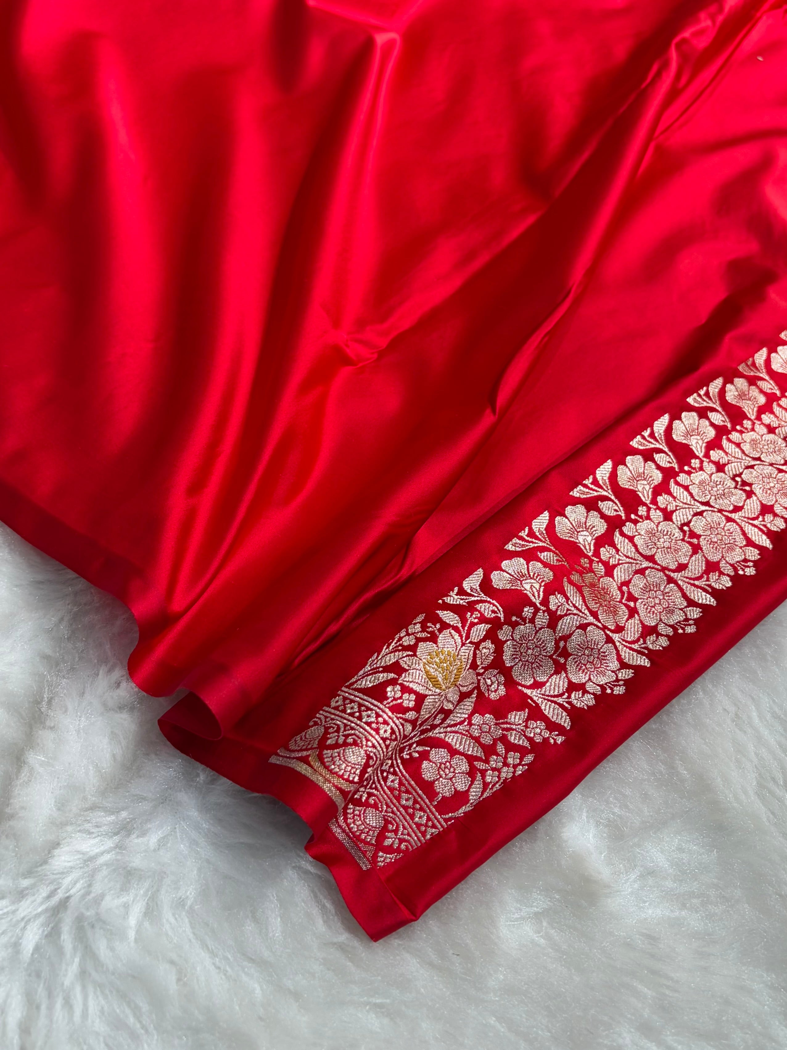 Red Shades Banarasi Minakari Boota Skirt Pattern Floral Mashru Silk Saree MSM-116