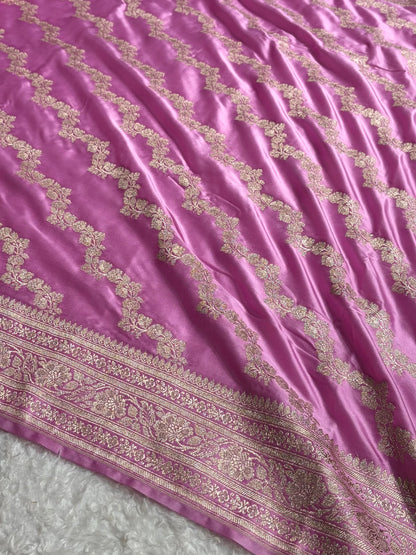 Banarasi Blush Pink Cross Pattern Mashru Silk Saree MS02