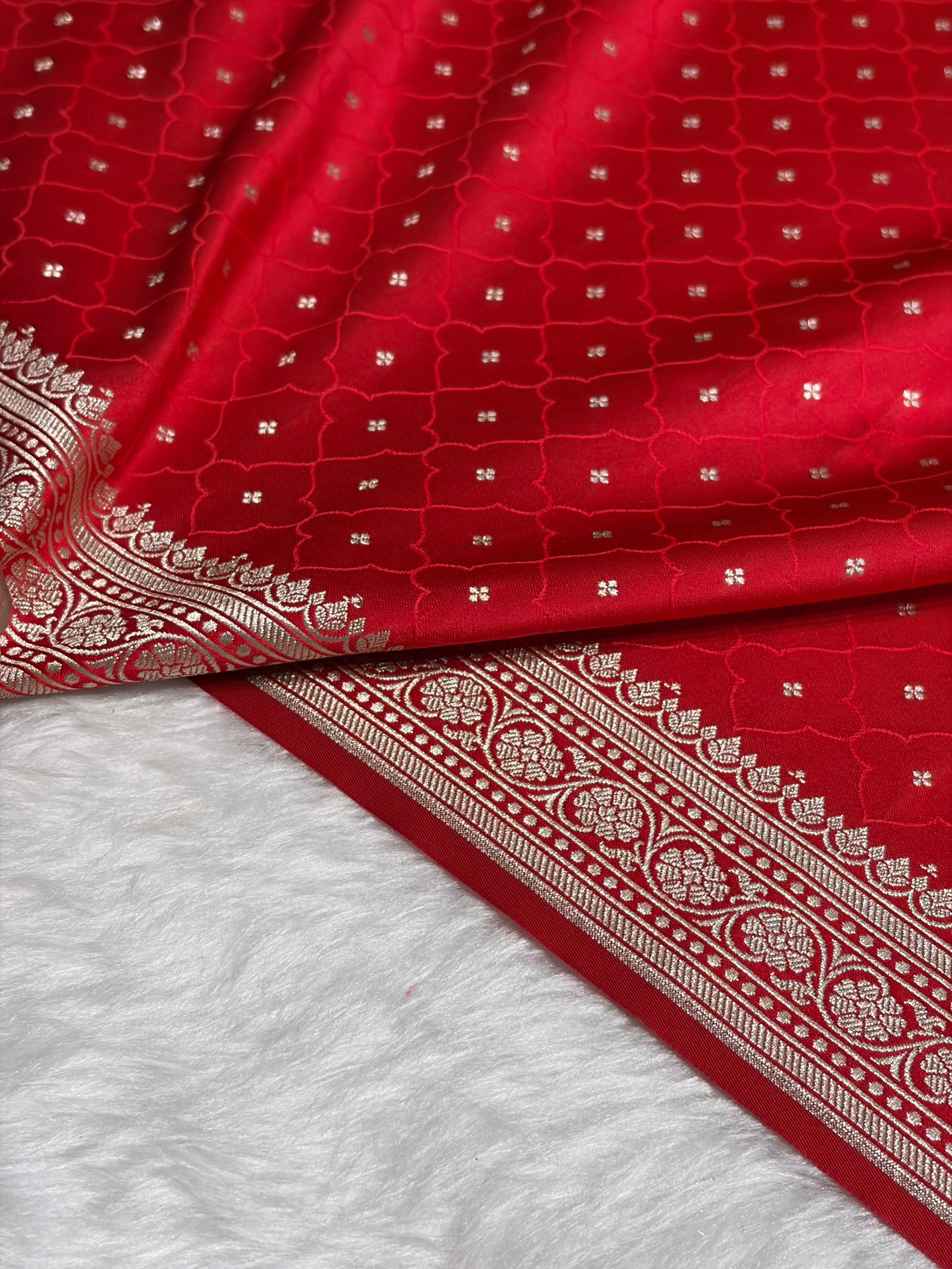 Red Shades Tanchoi Motif Mashru Silk Saree MST-13